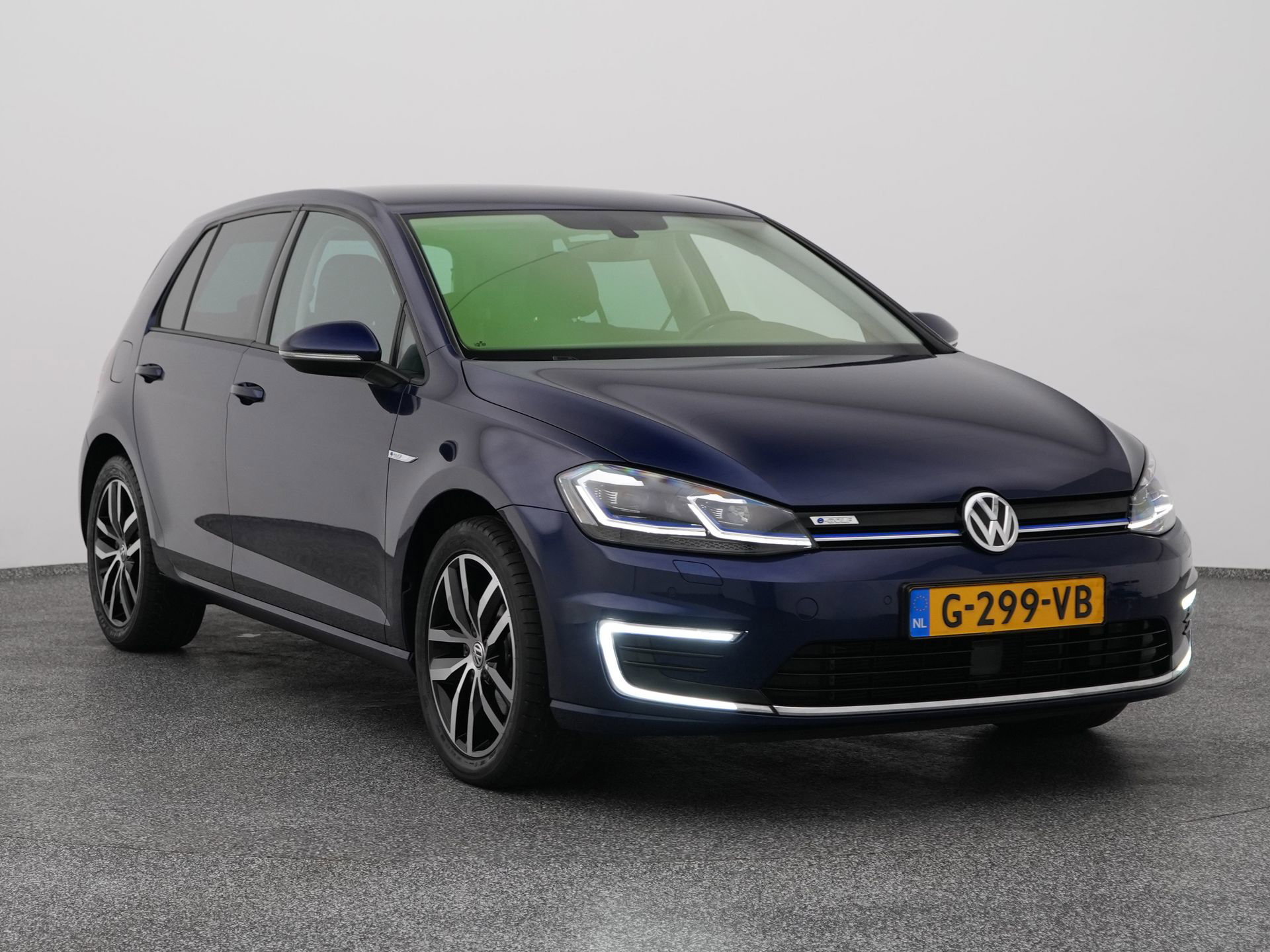 Auto afbeelding: 2