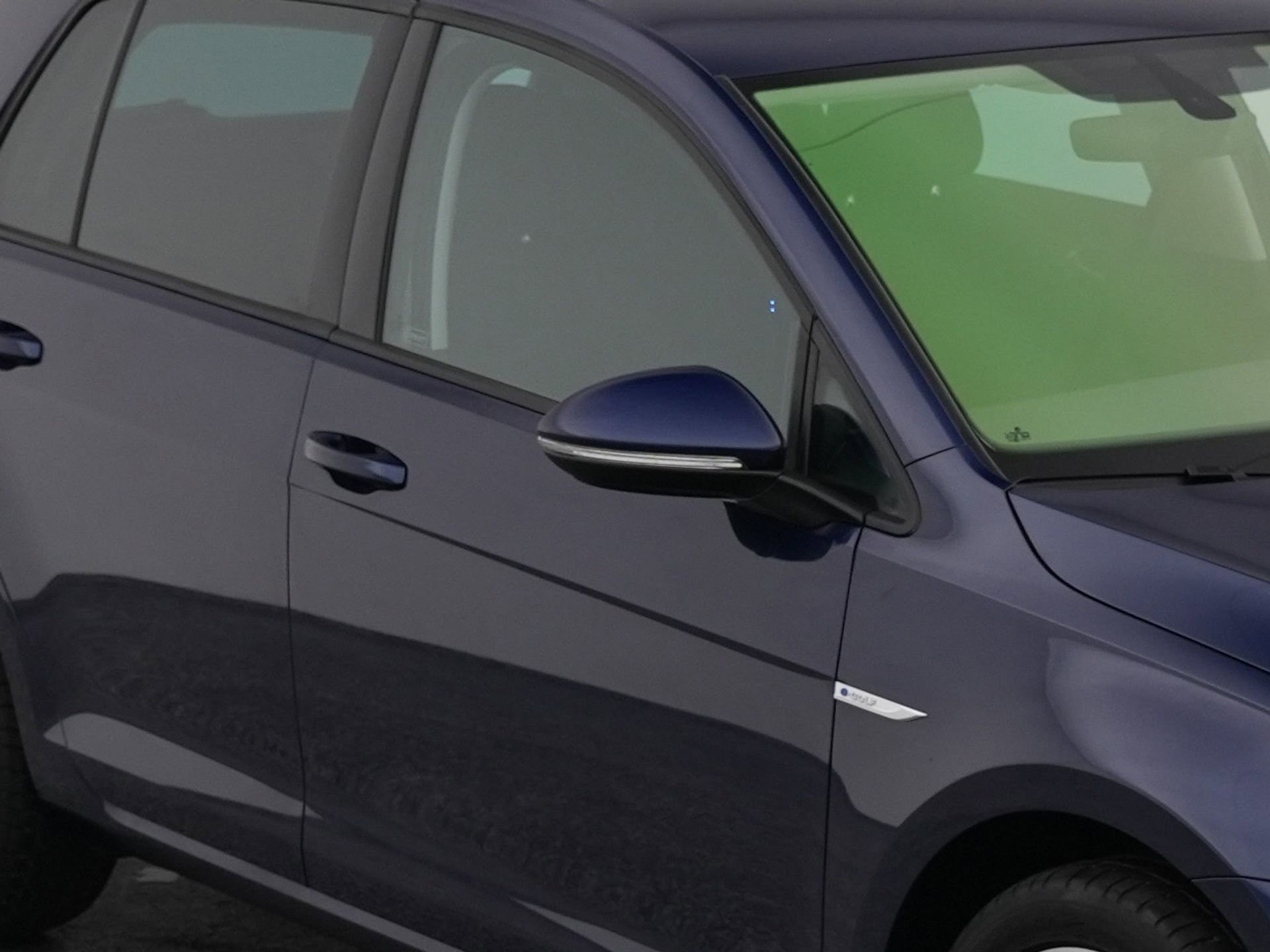 Auto afbeelding: 24