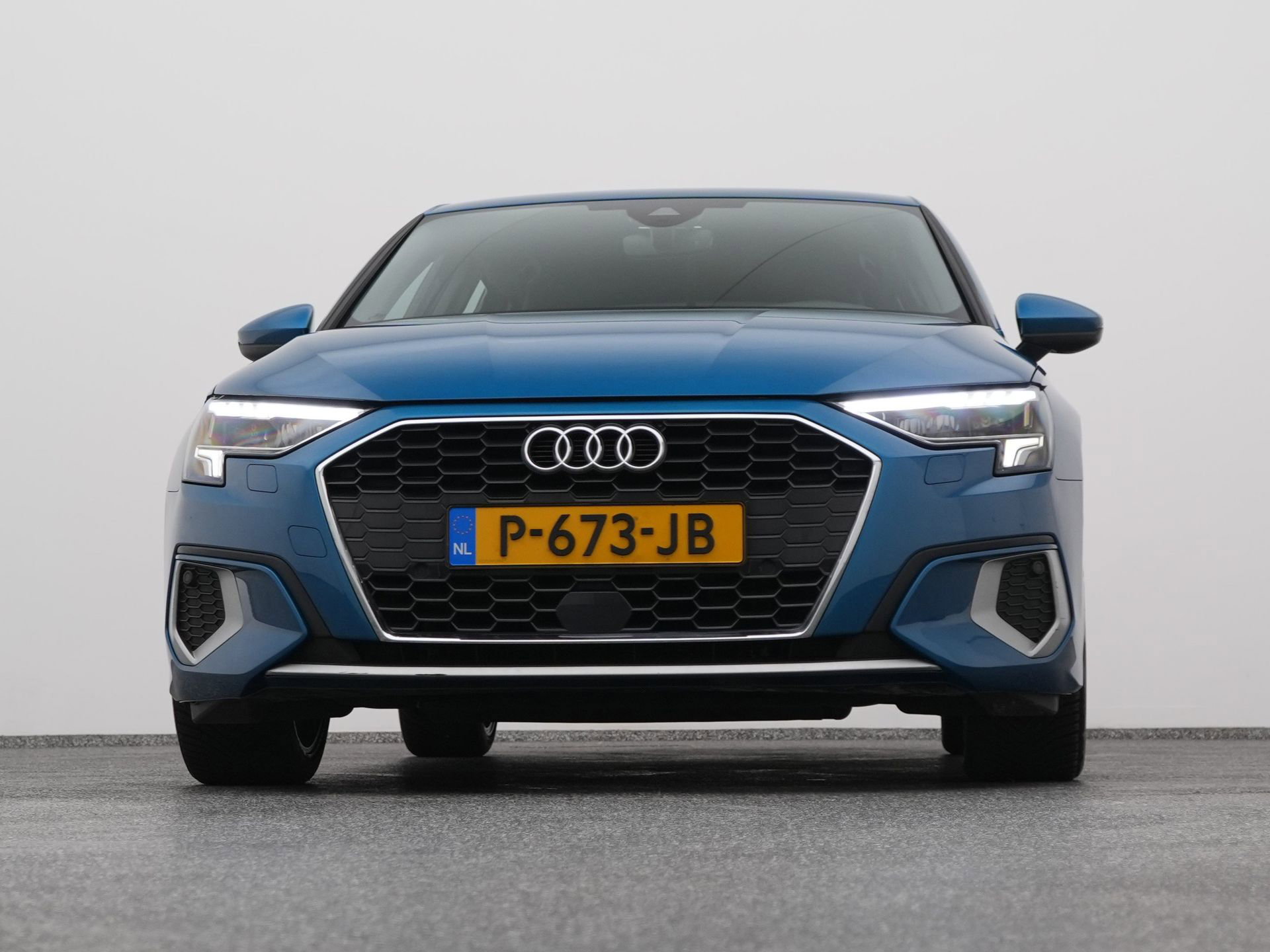 Auto afbeelding: 35