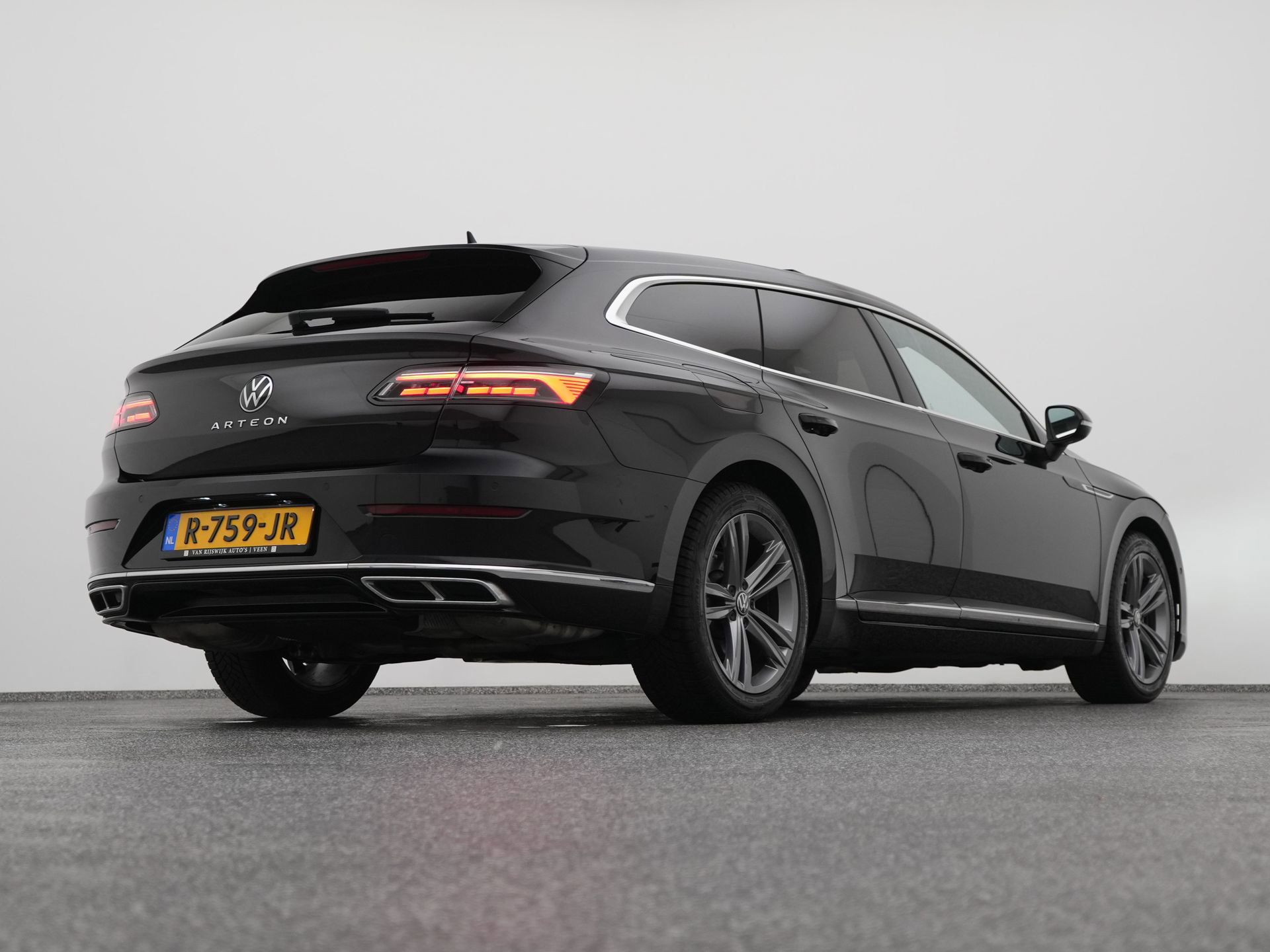 Auto afbeelding: 16