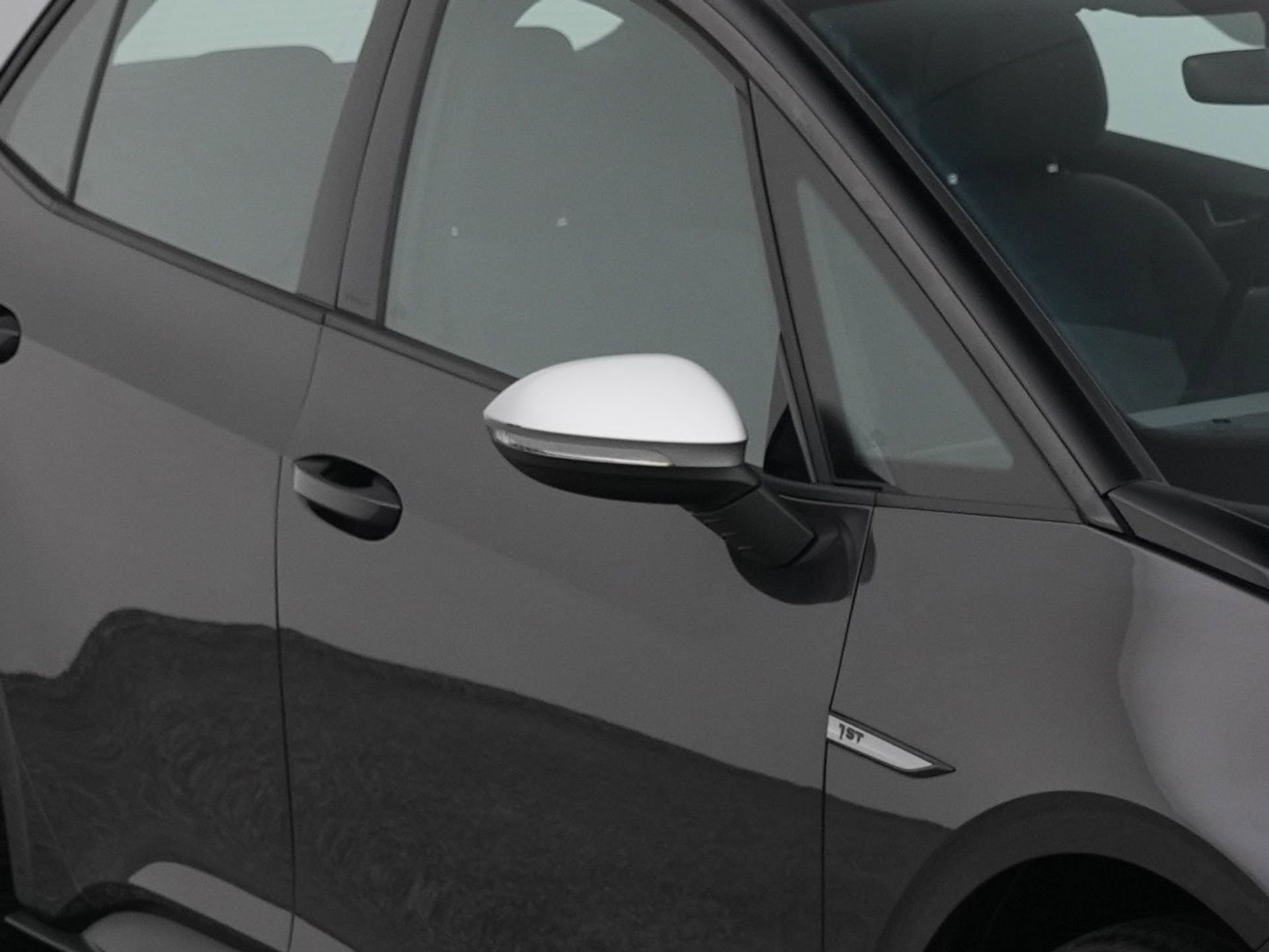 Auto afbeelding: 24