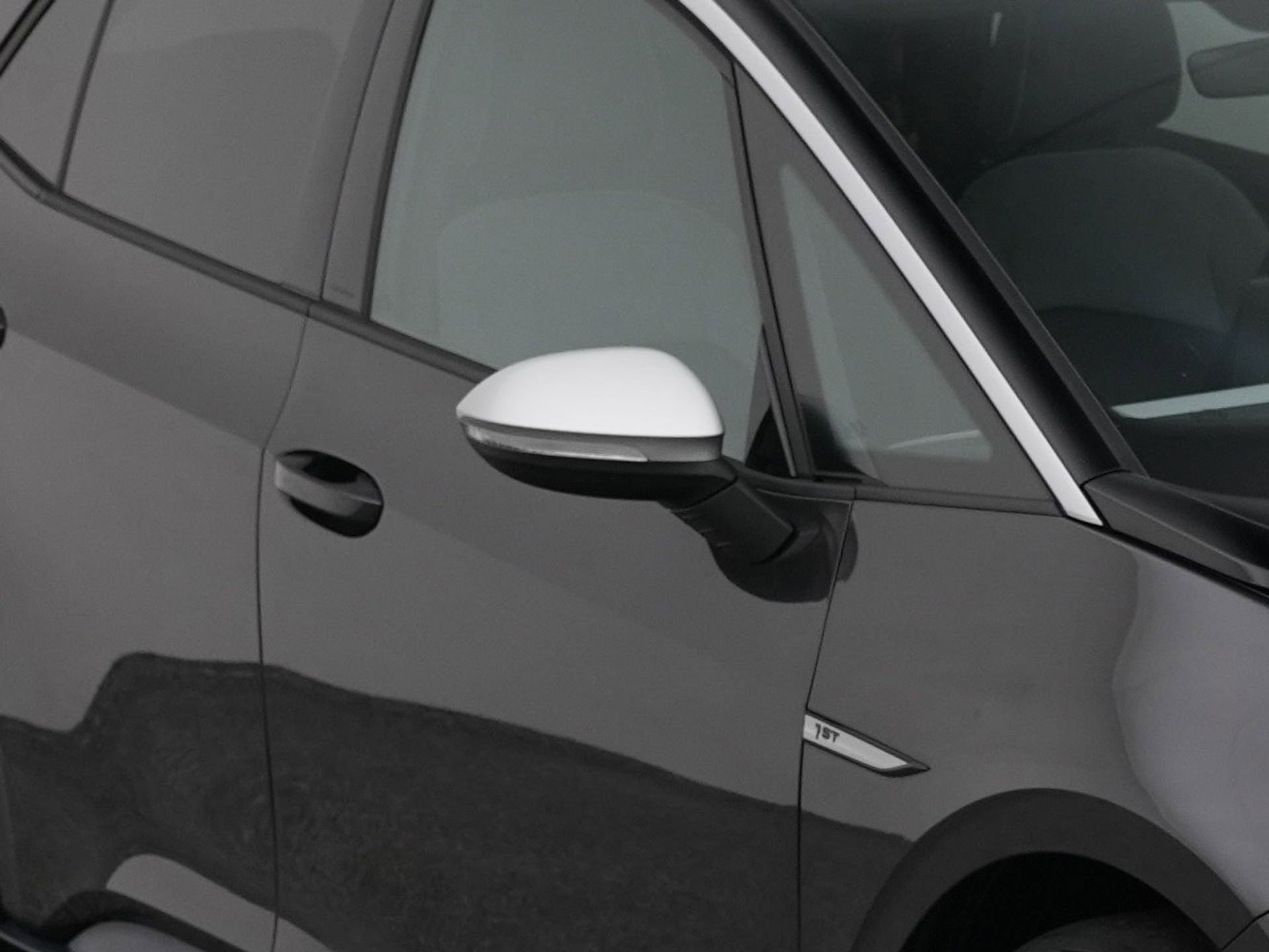 Auto afbeelding: 24