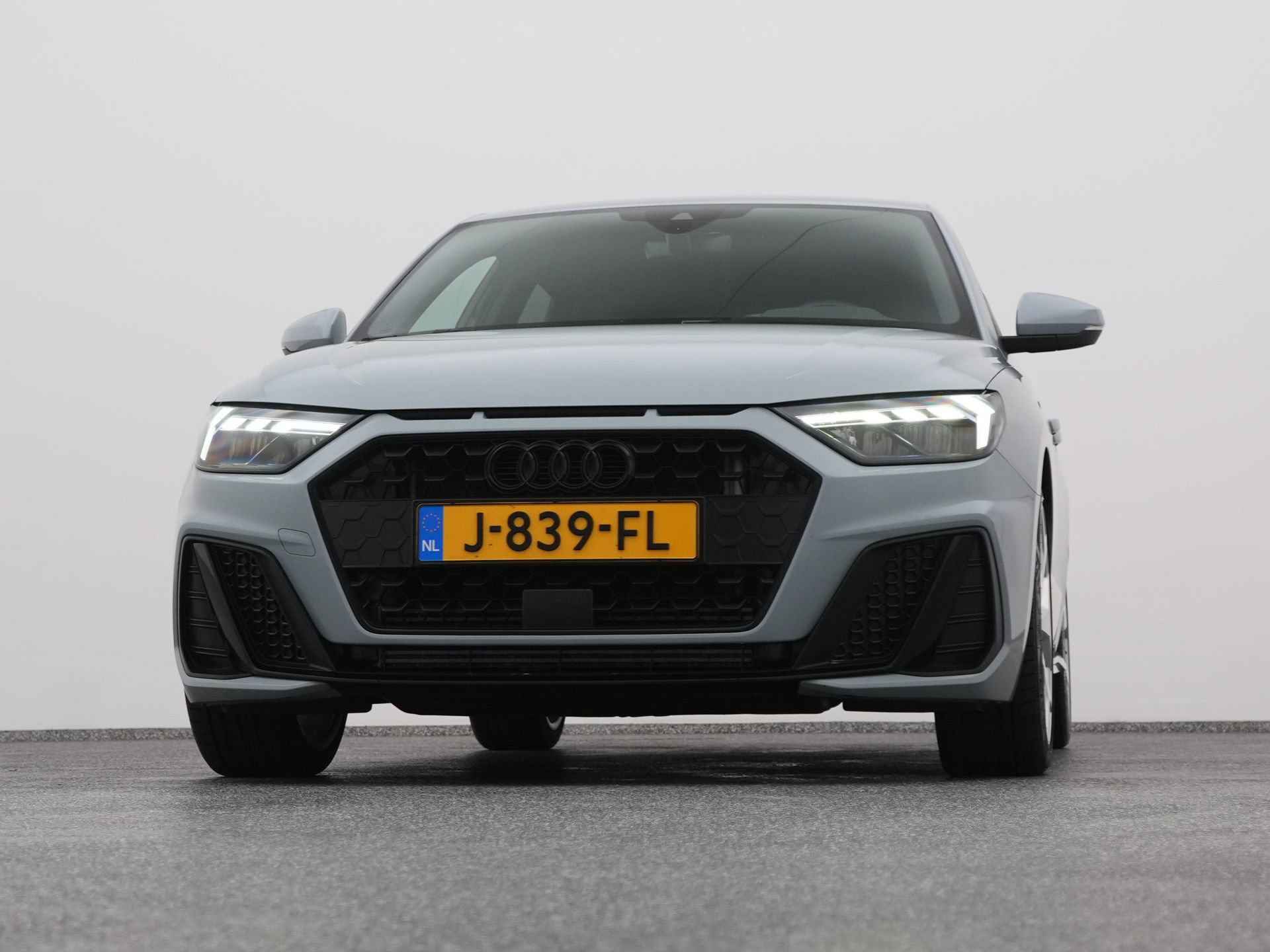 Auto afbeelding: 35