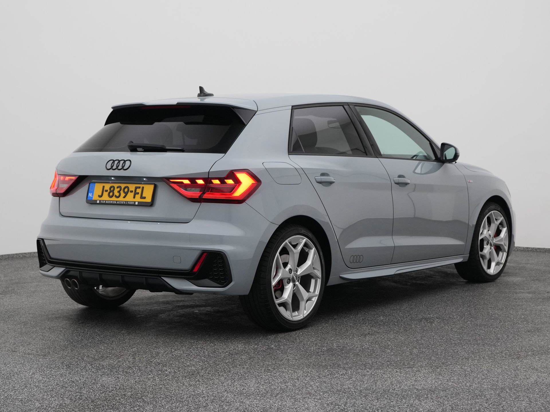 Auto afbeelding: 6