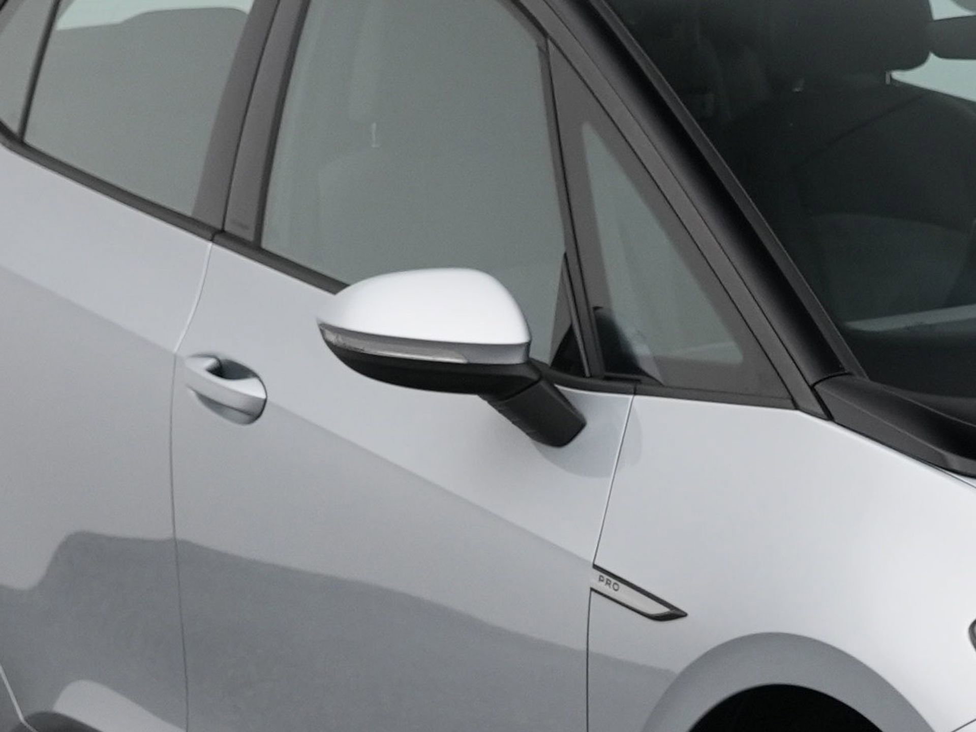 Auto afbeelding: 24