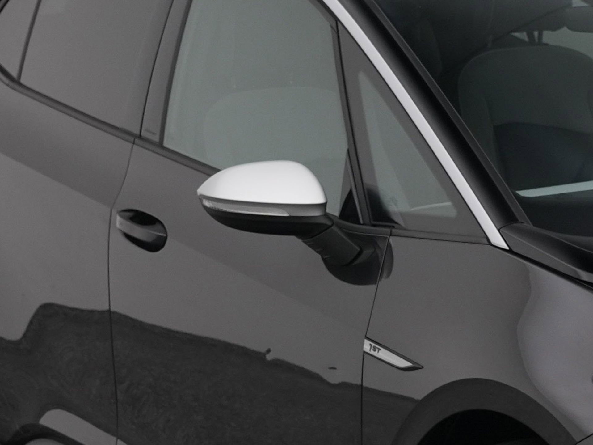 Auto afbeelding: 24