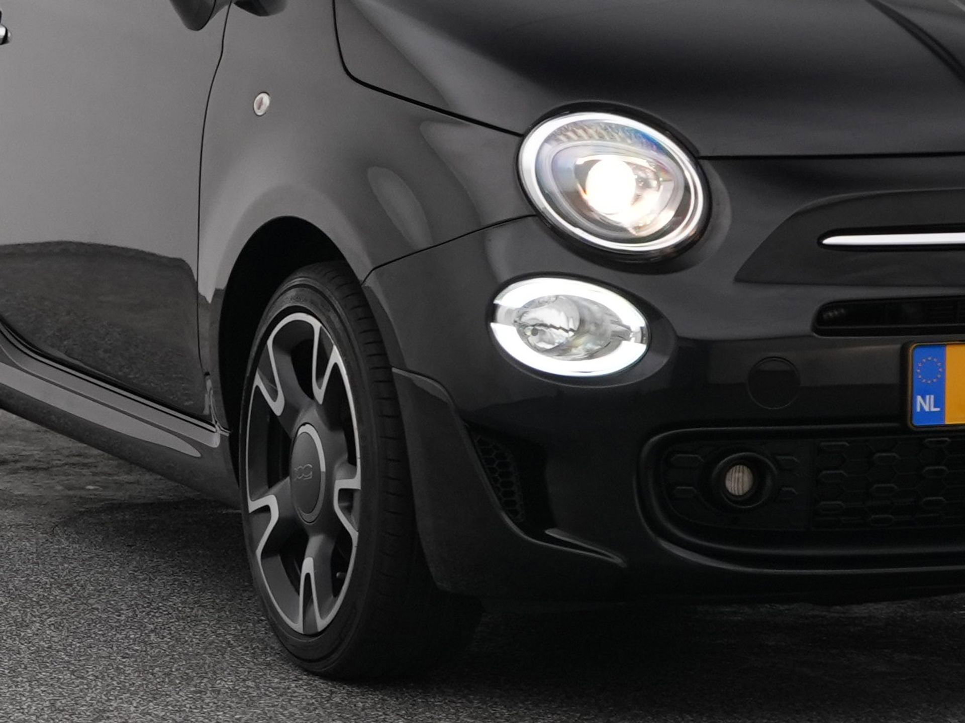 Auto afbeelding: 17