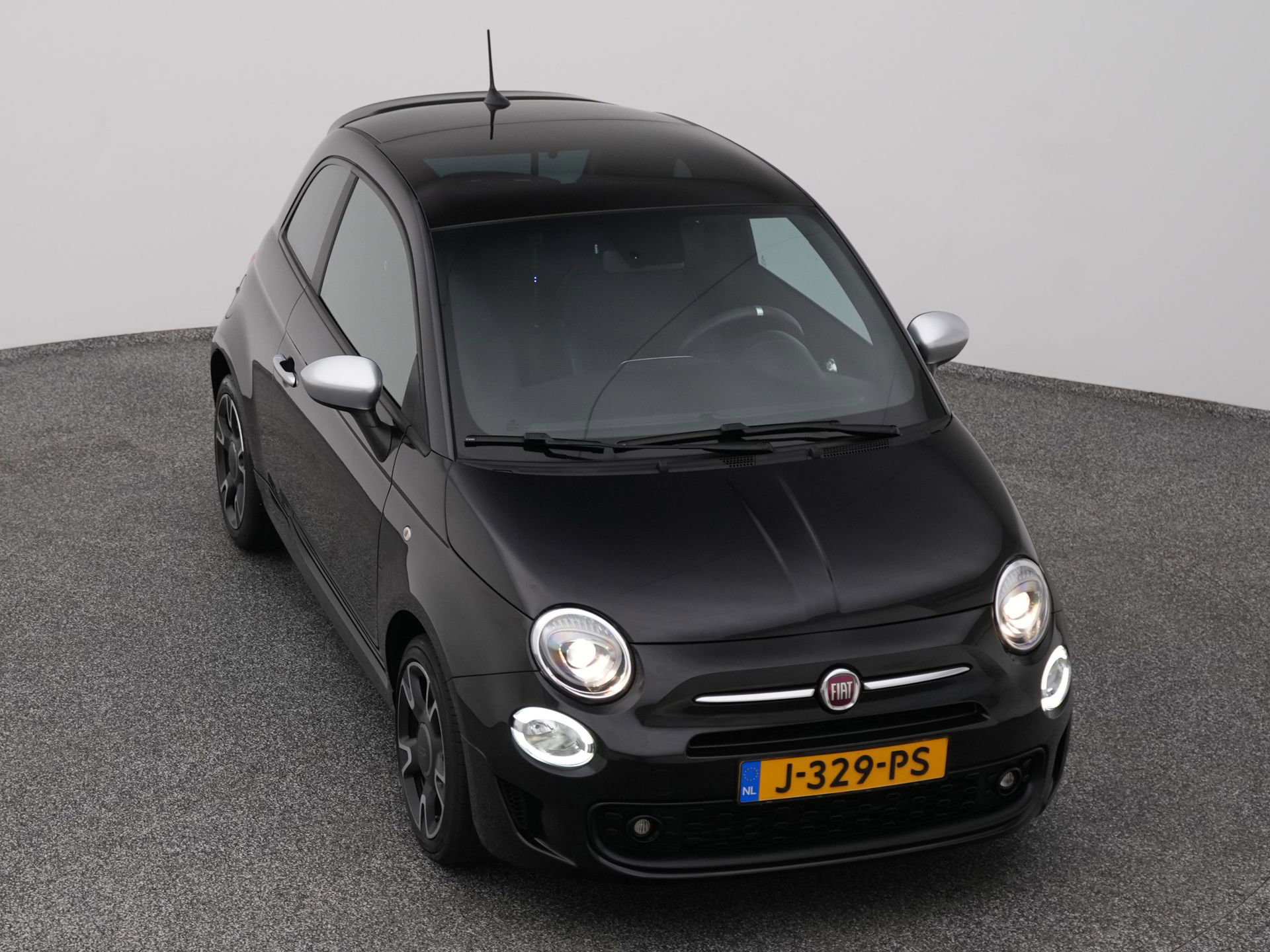 Auto afbeelding: 24
