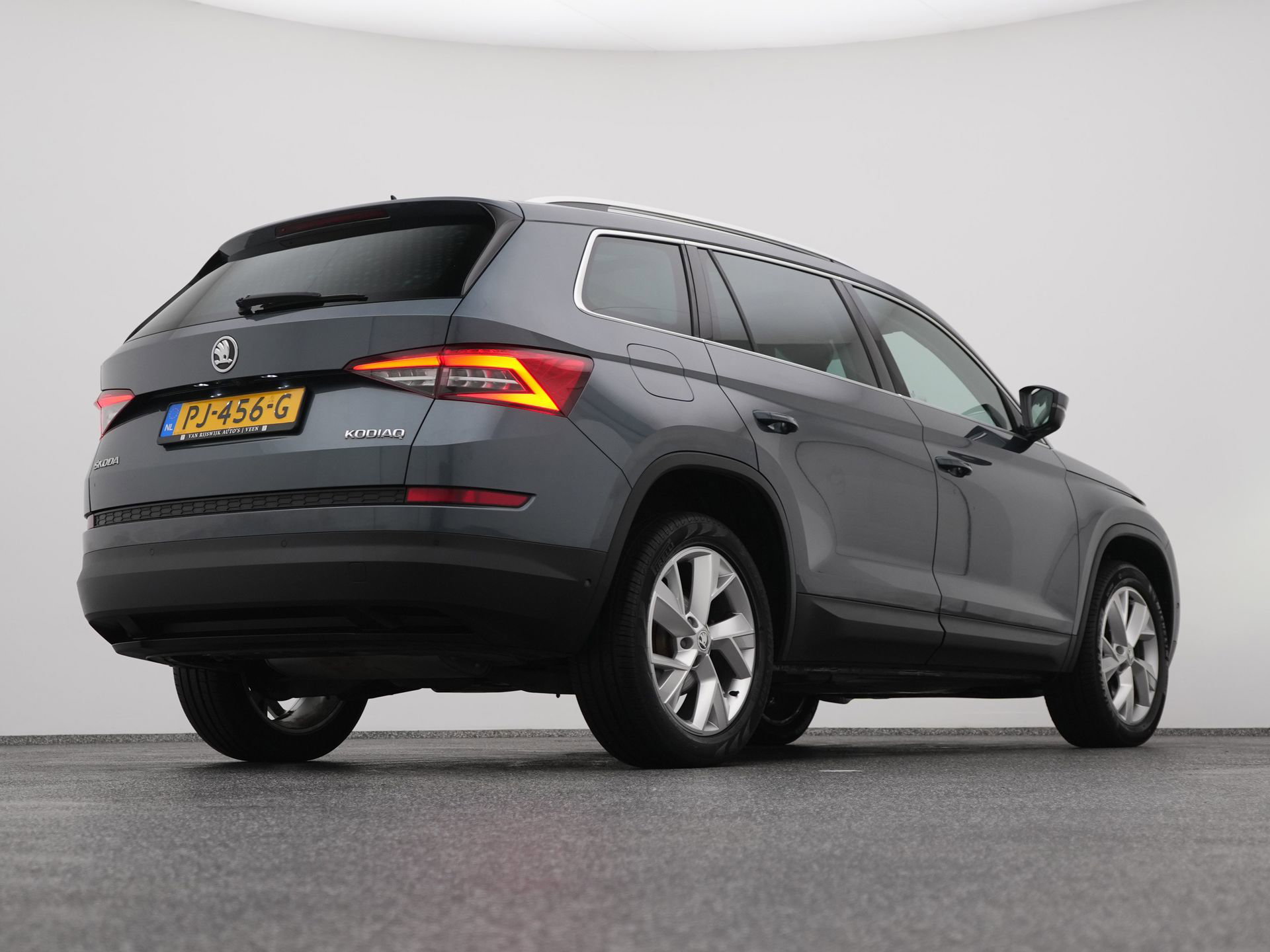 Auto afbeelding: 16
