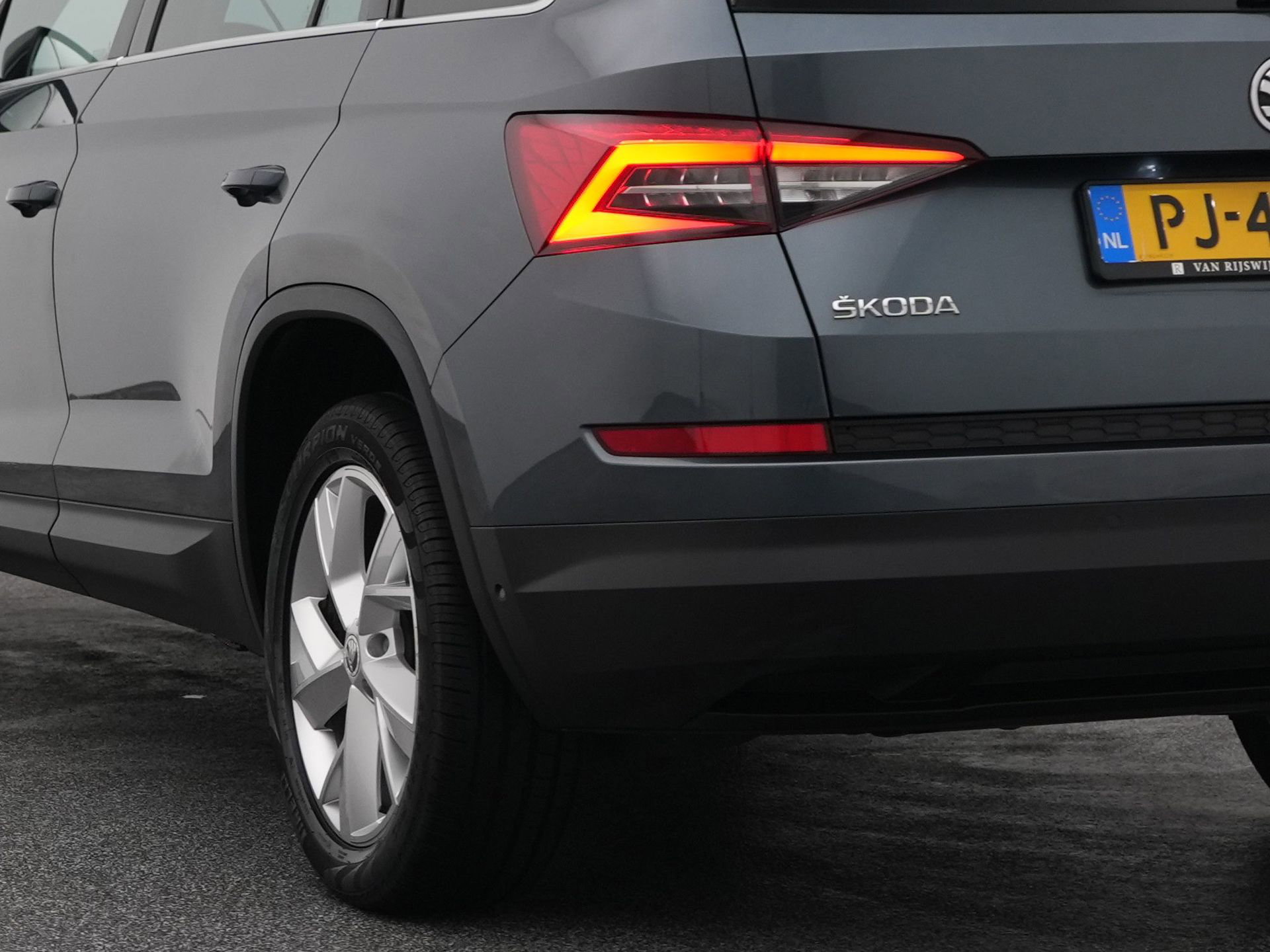Auto afbeelding: 18