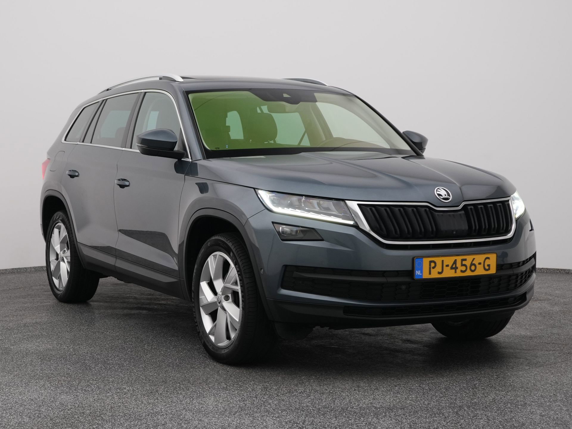Auto afbeelding: 2
