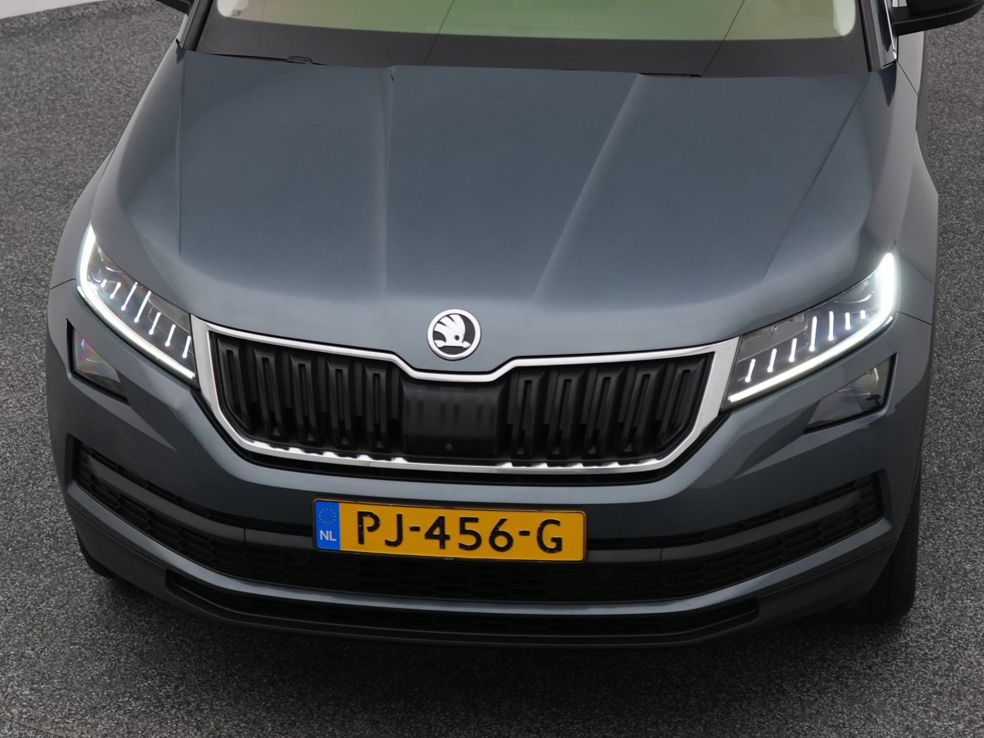 Auto afbeelding: 30