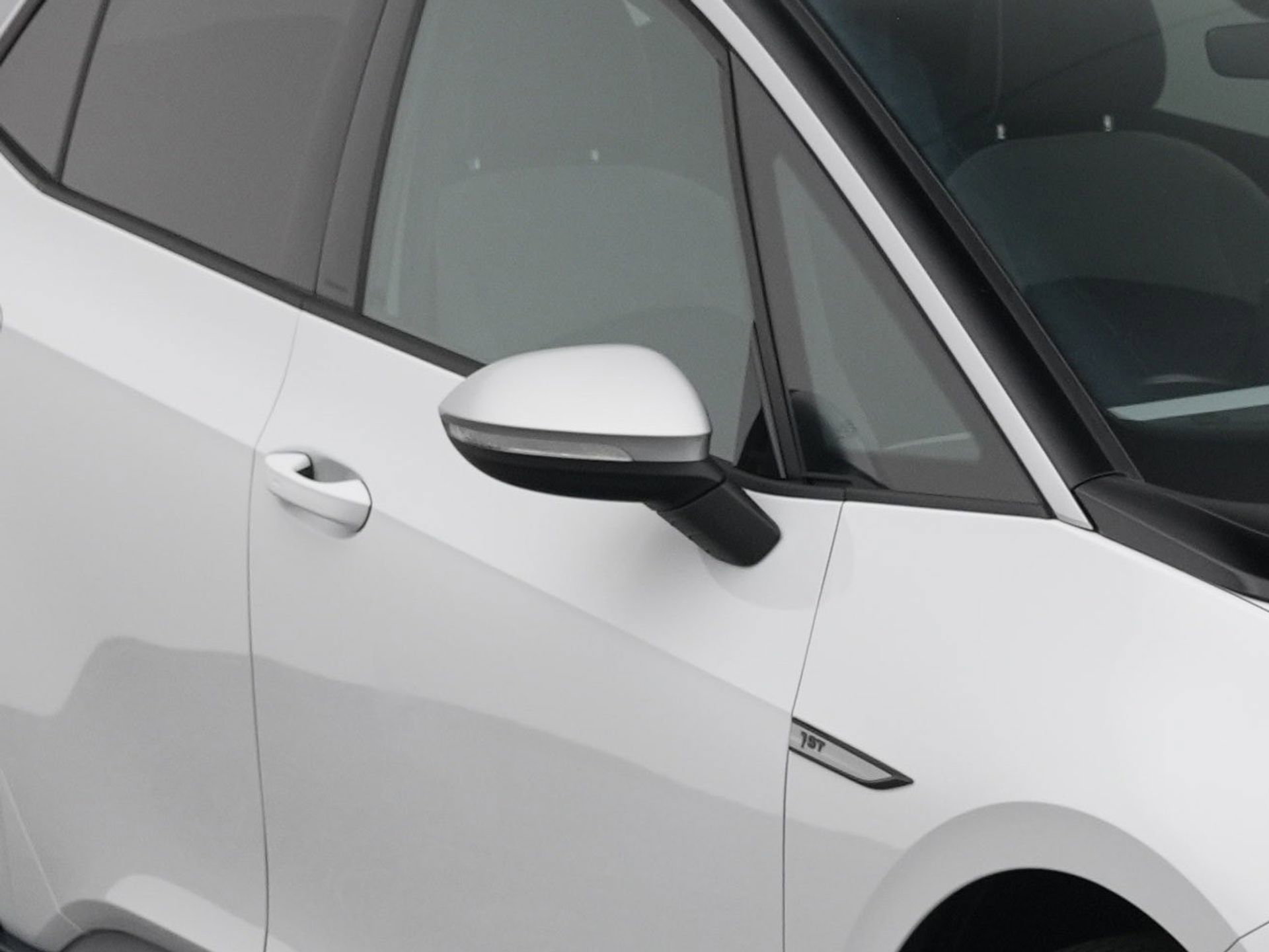 Auto afbeelding: 24