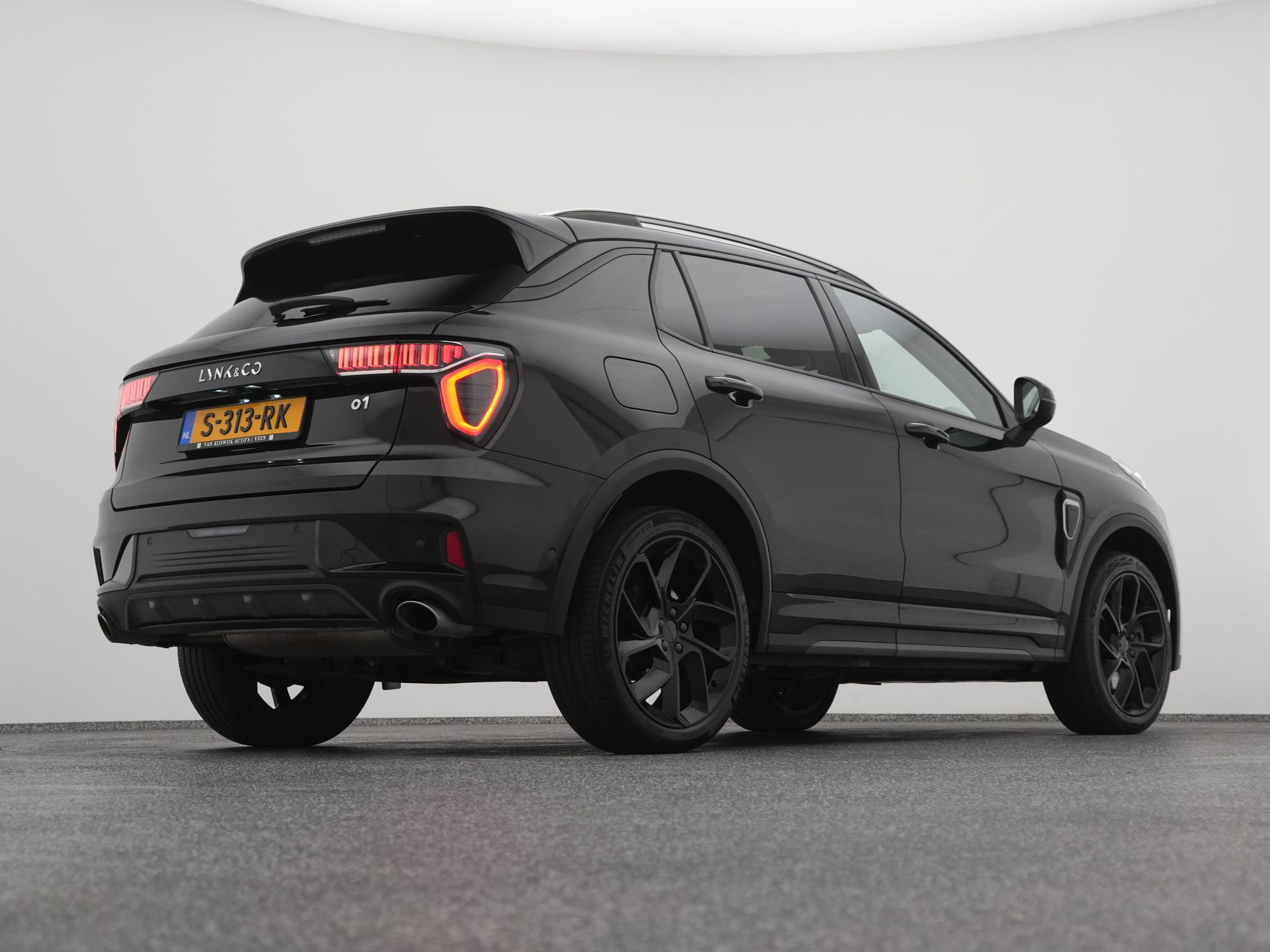 Auto afbeelding: 16