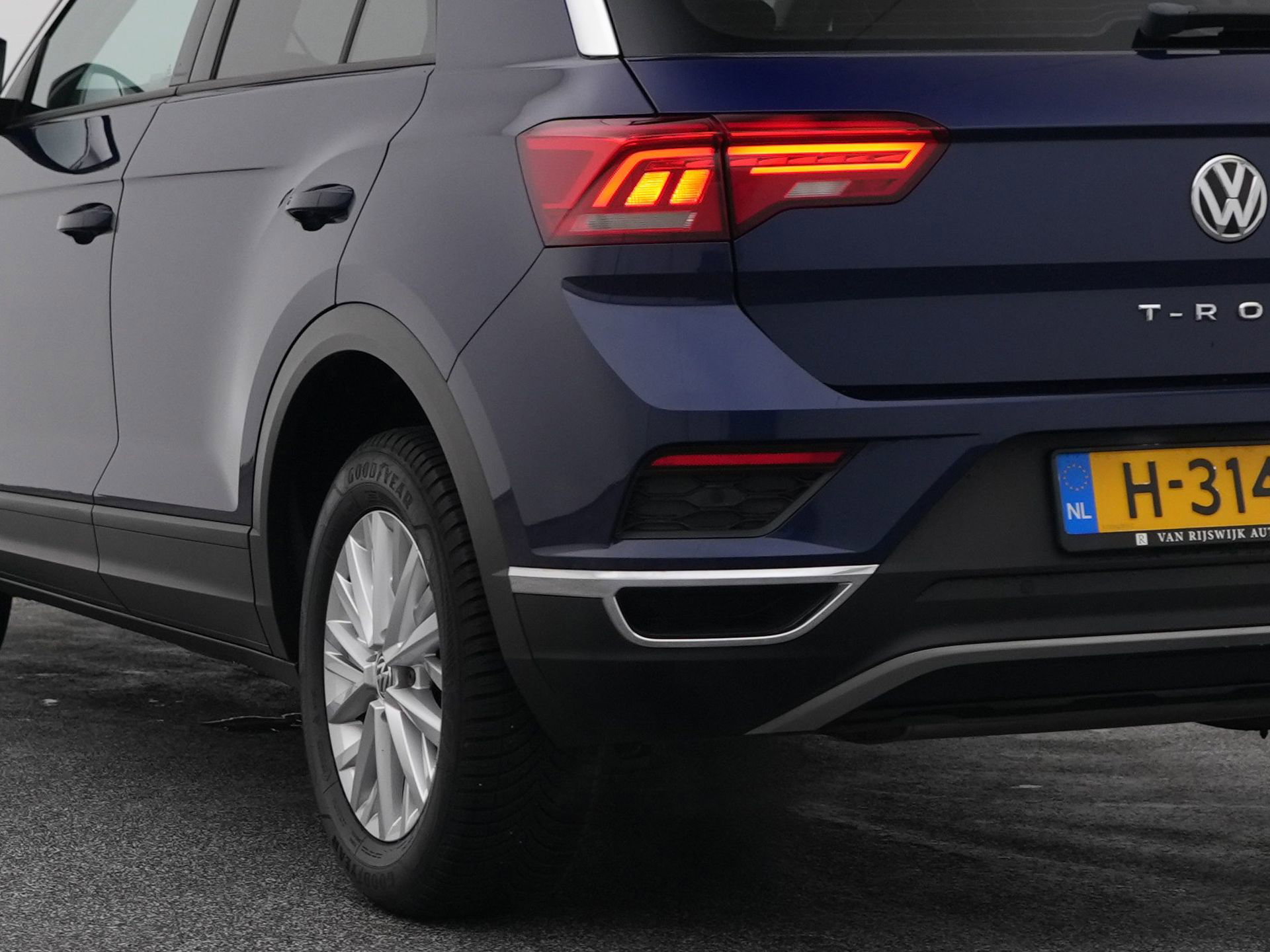 Auto afbeelding: 18