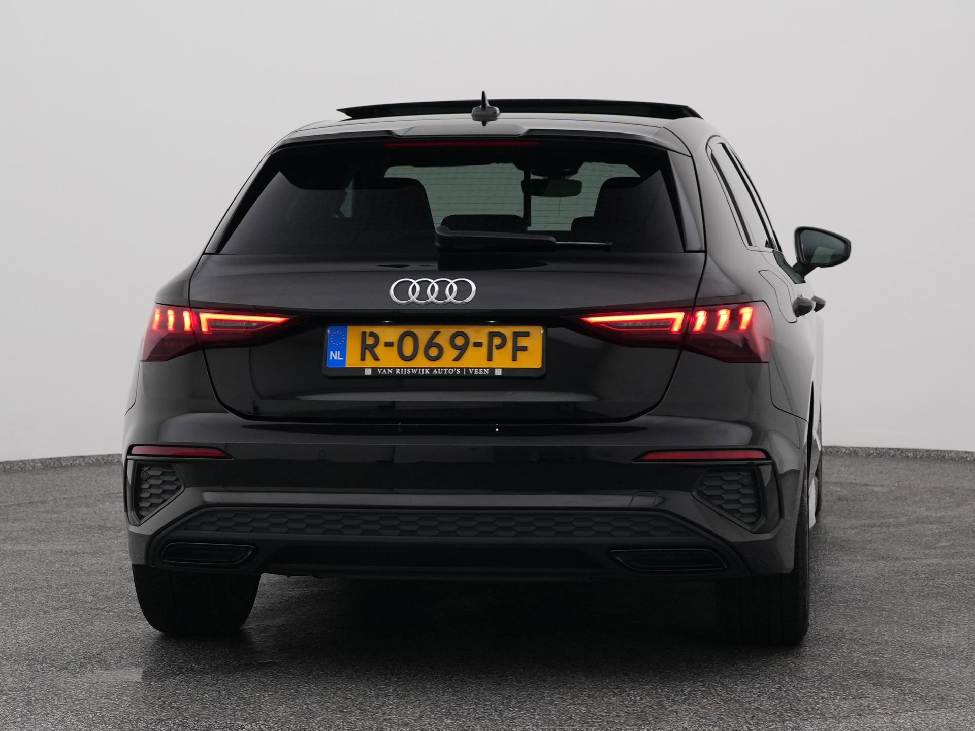 Auto afbeelding: 10