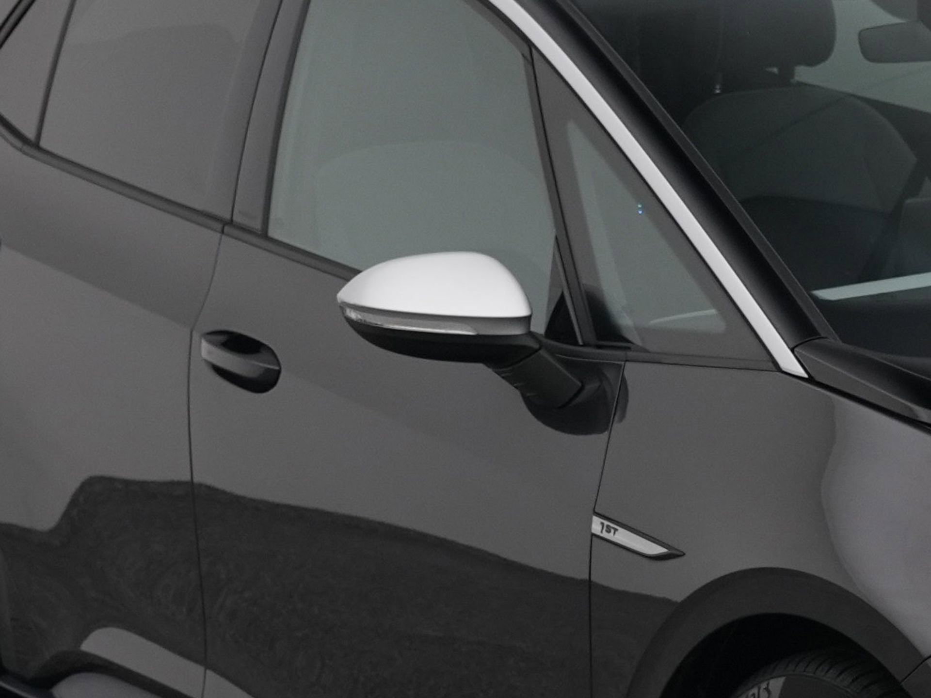 Auto afbeelding: 24