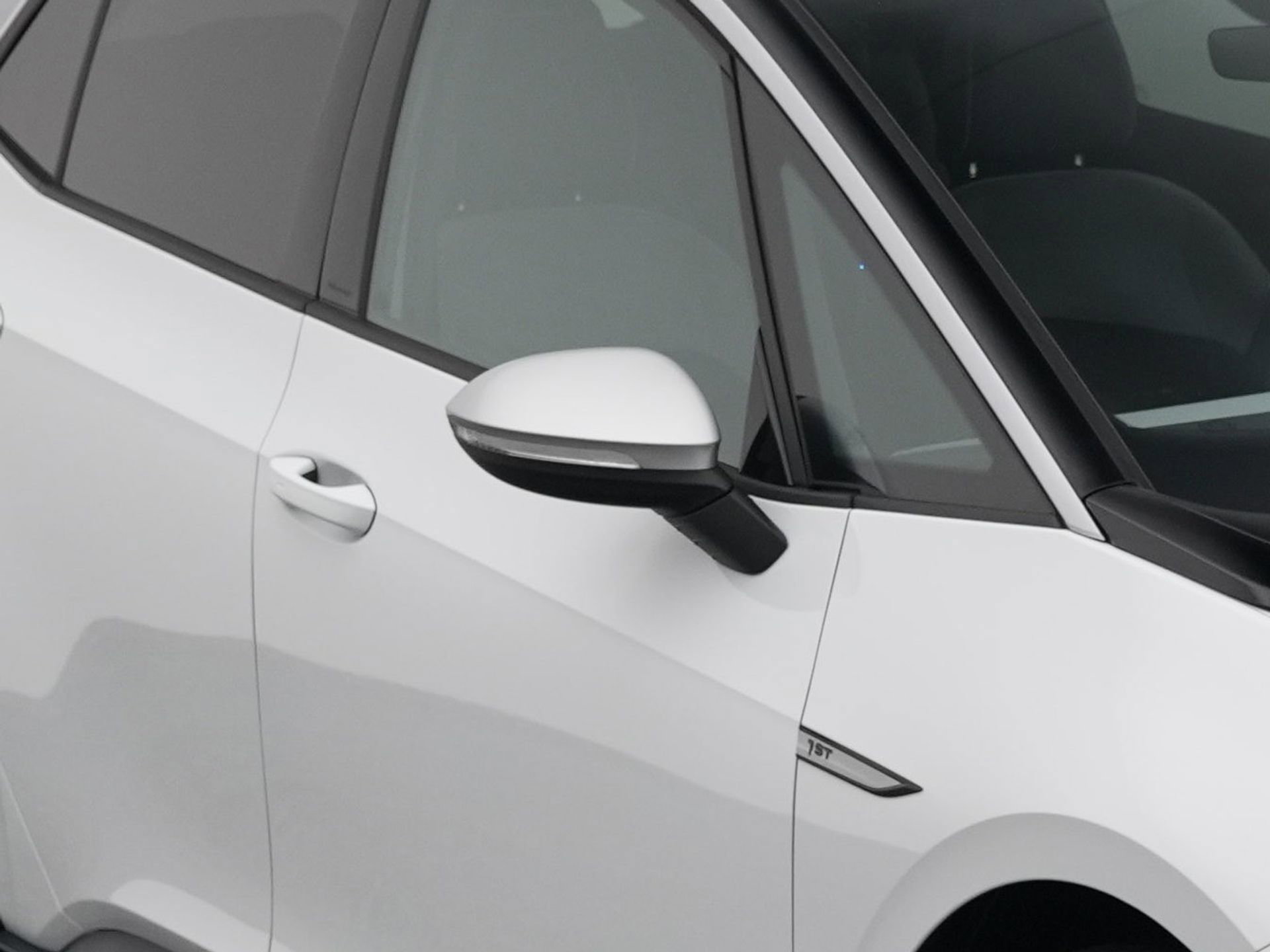 Auto afbeelding: 24