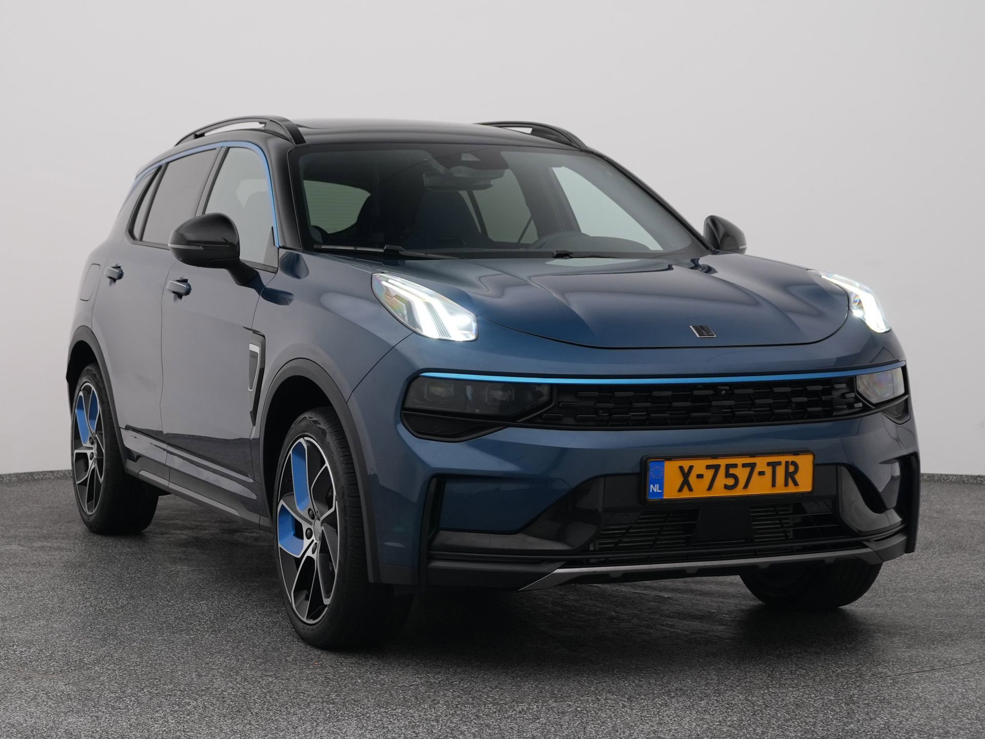 Auto afbeelding: 2