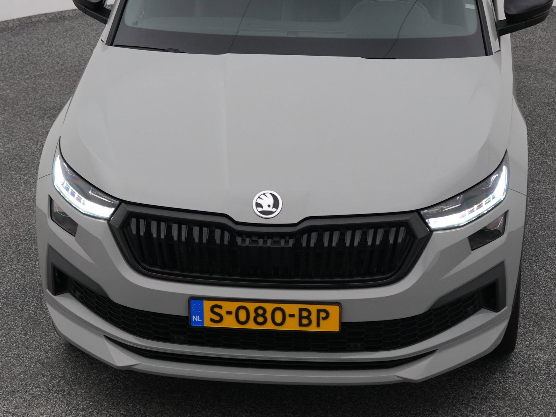 Auto afbeelding: 30