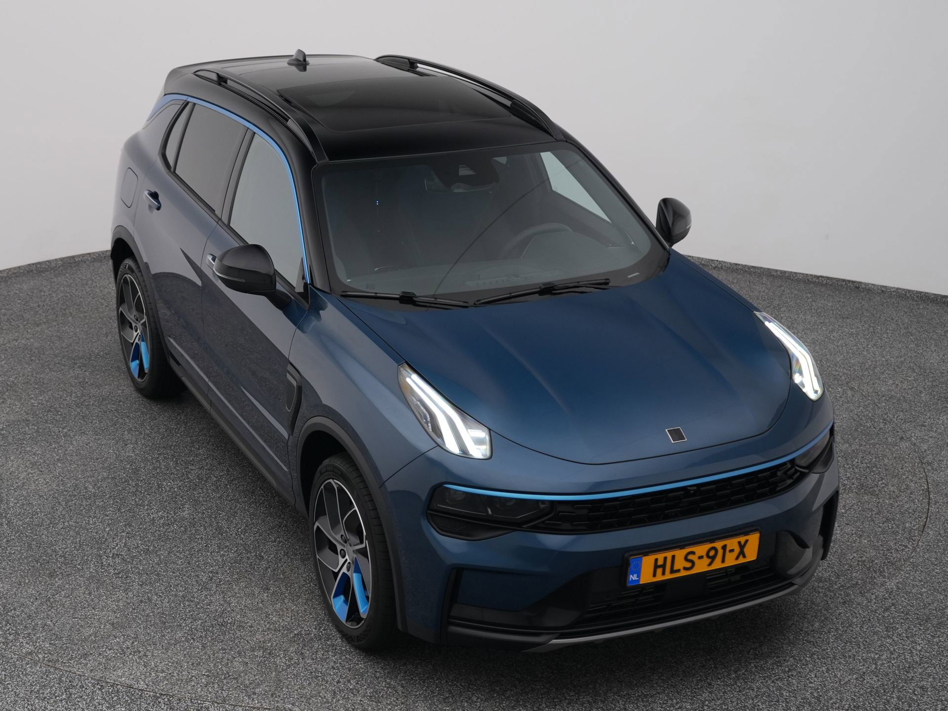 Auto afbeelding: 24