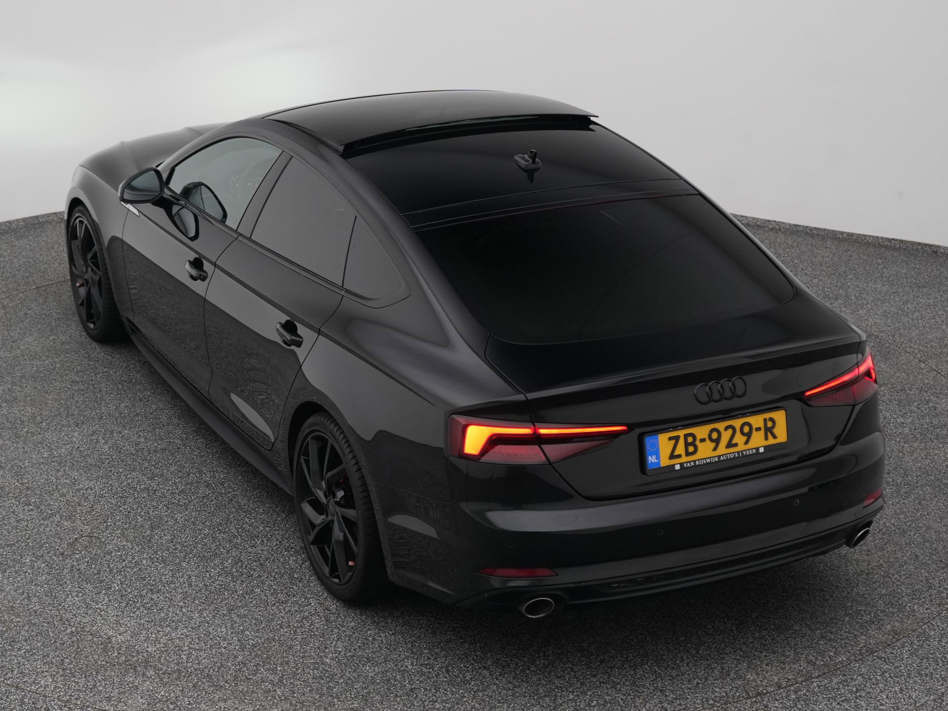 Auto afbeelding: 25