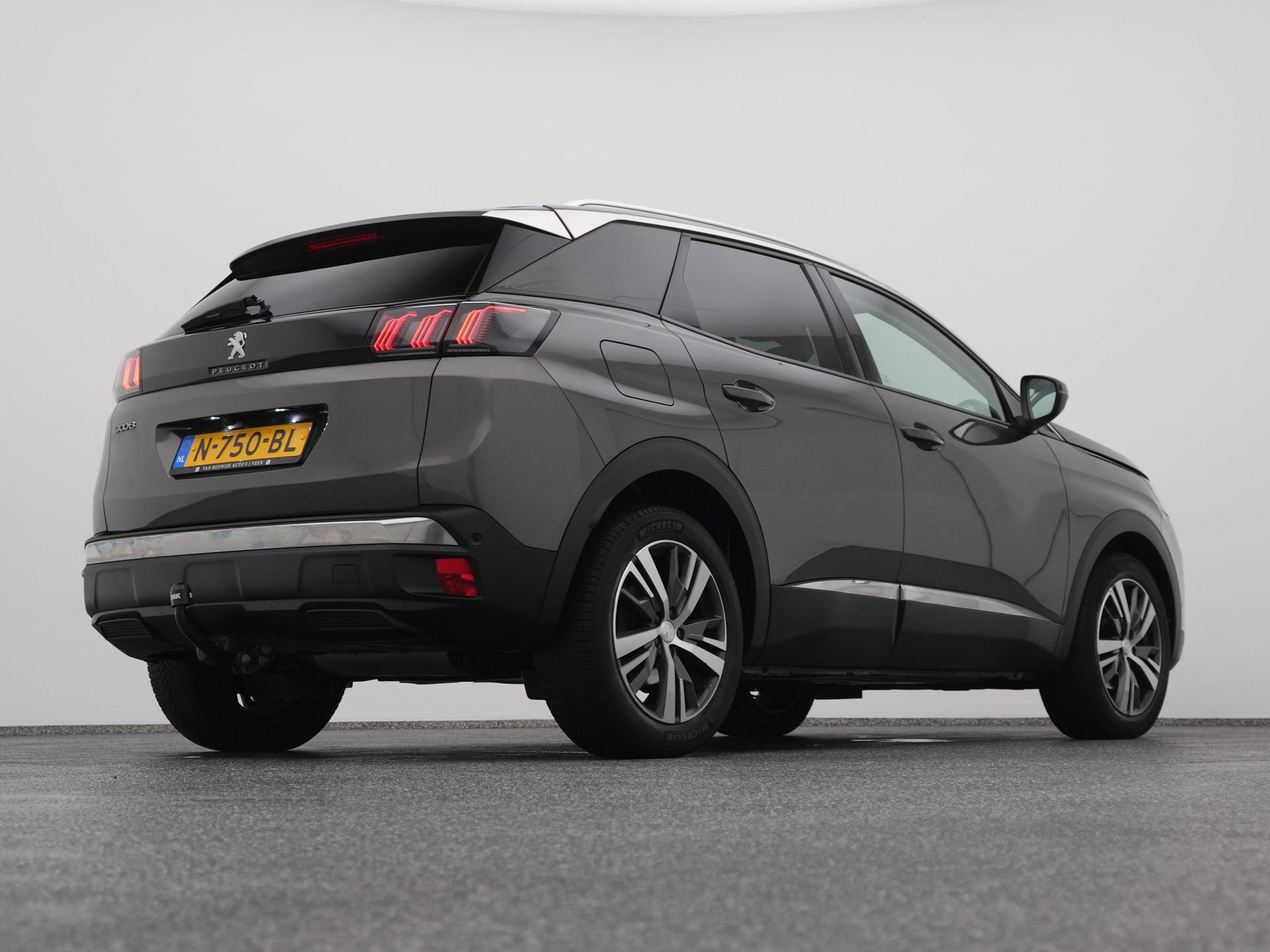 Auto afbeelding: 16