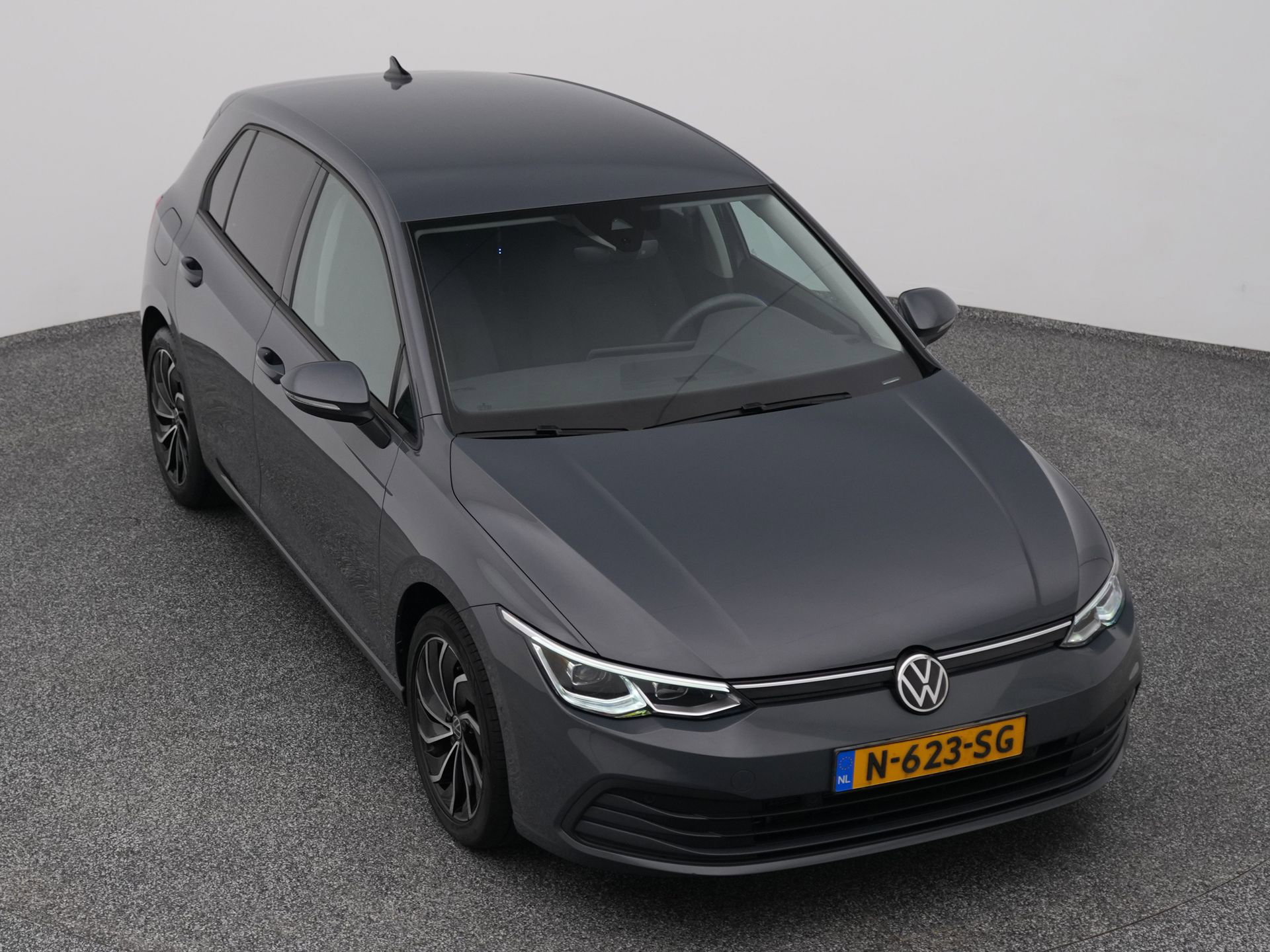 Auto afbeelding: 24