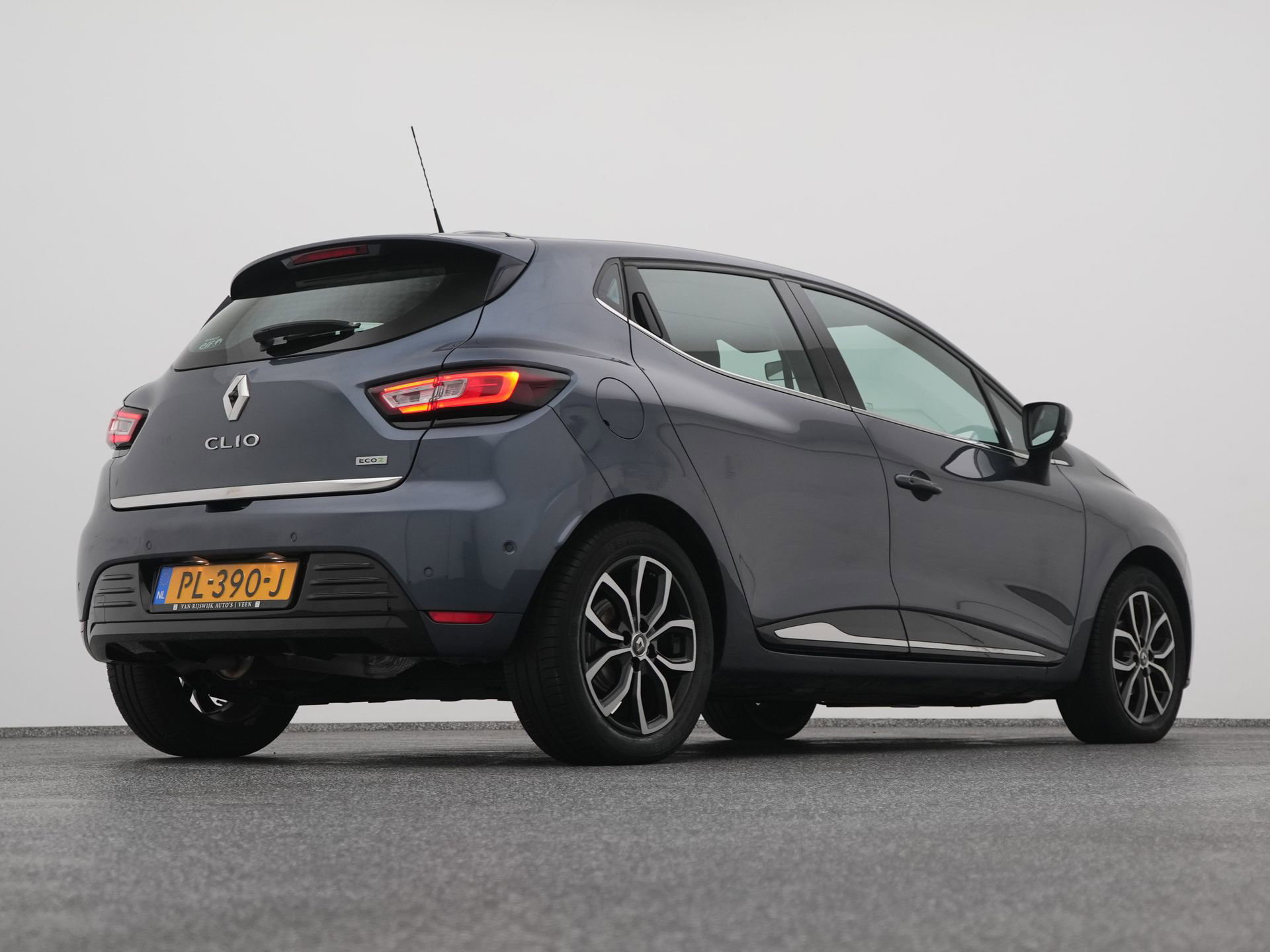 Auto afbeelding: 16