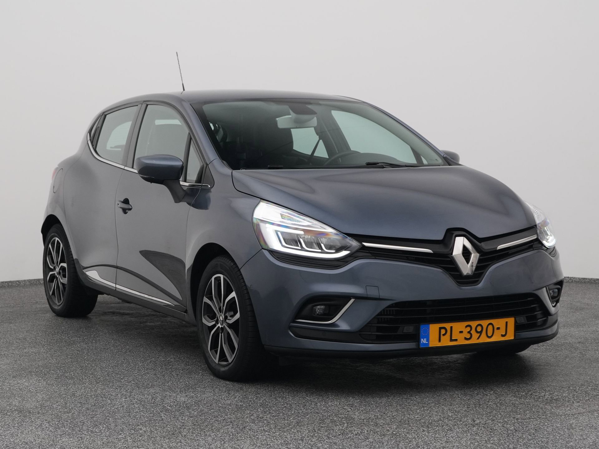 Auto afbeelding: 2