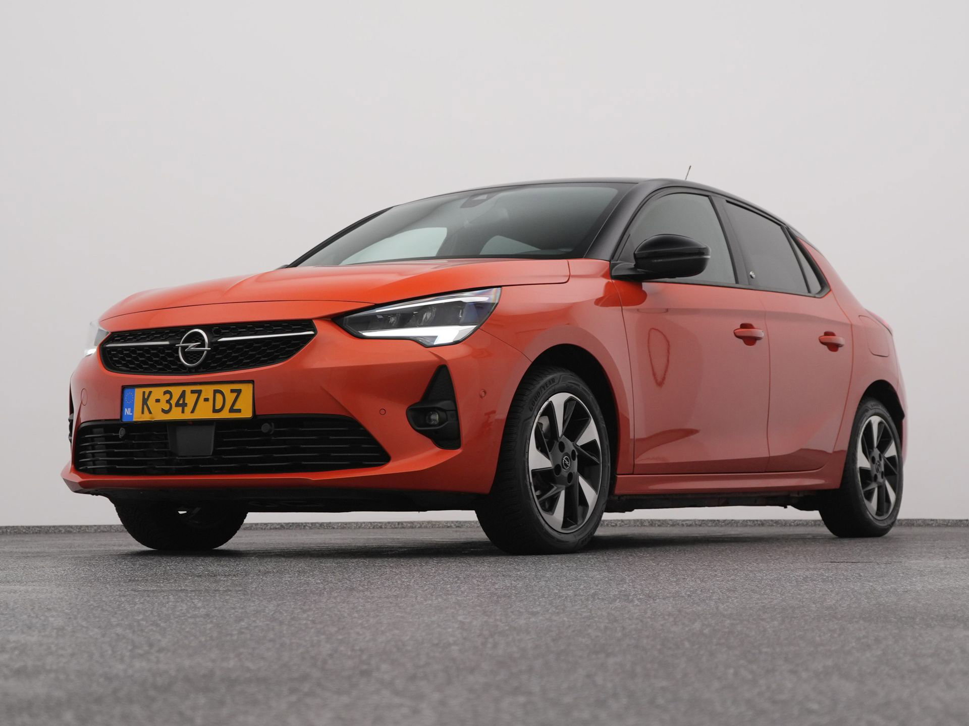 Auto afbeelding: 16