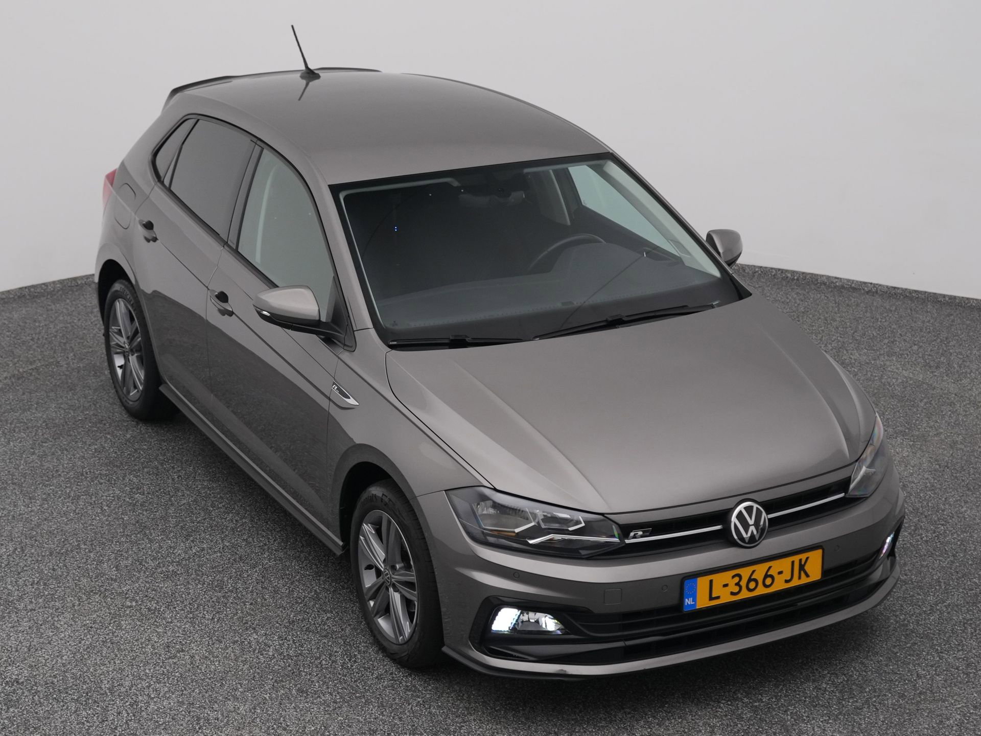 Auto afbeelding: 24