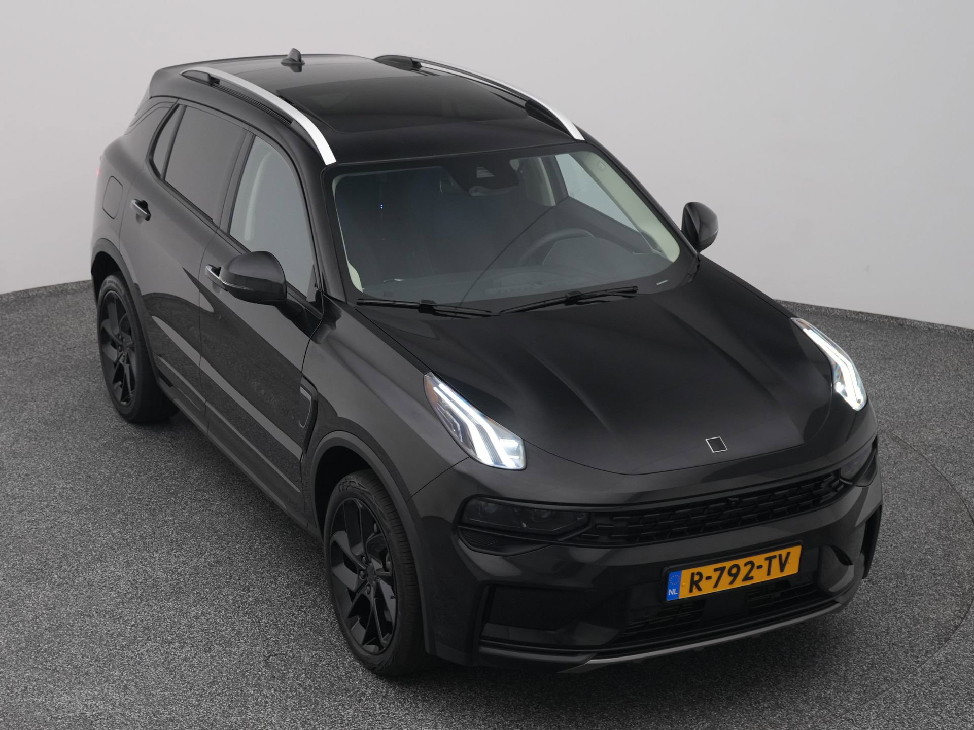 Auto afbeelding: 24