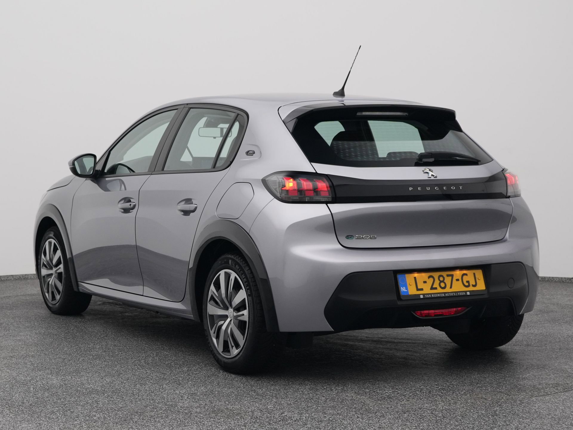 Auto afbeelding: 5