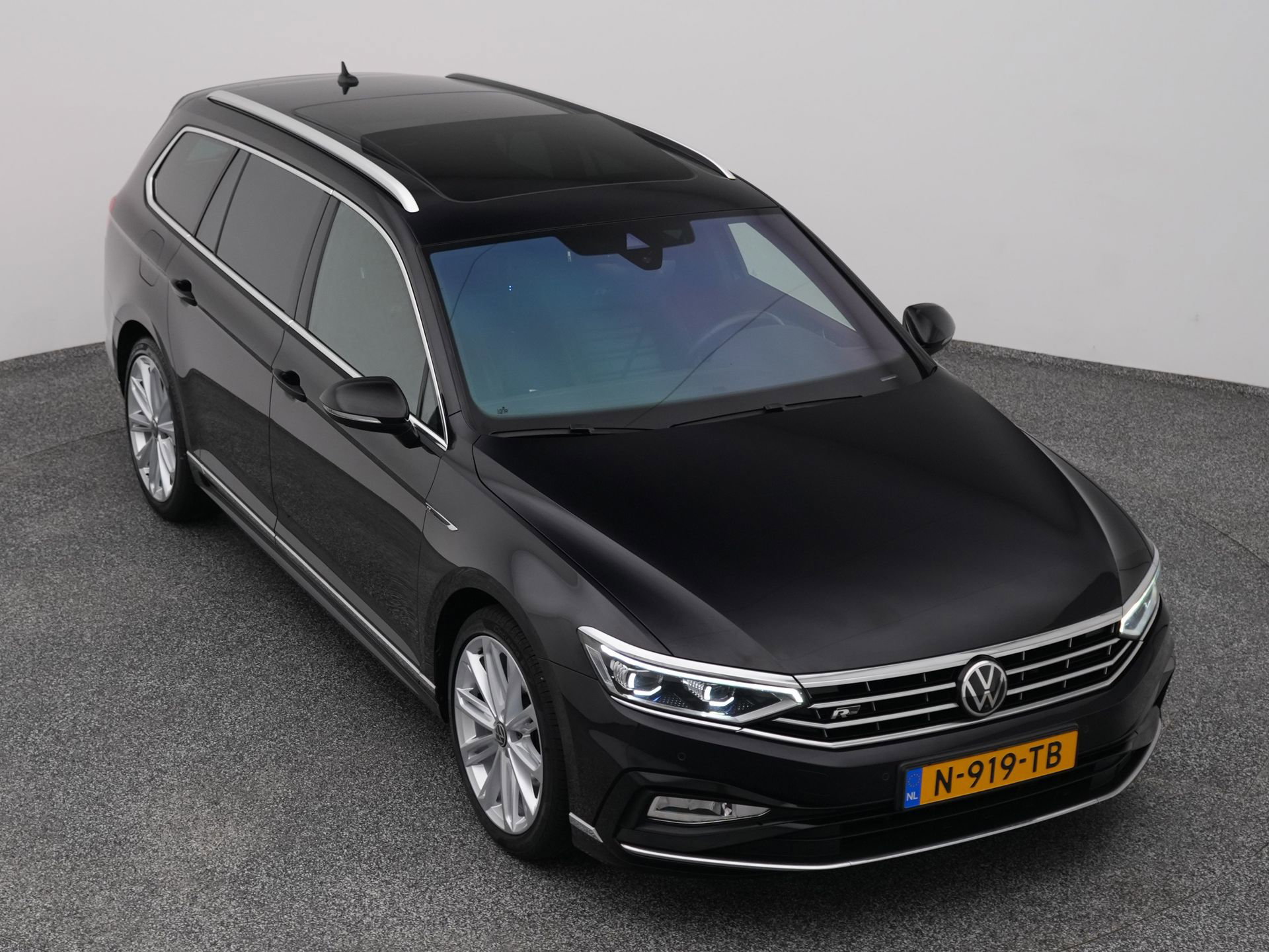 Auto afbeelding: 24