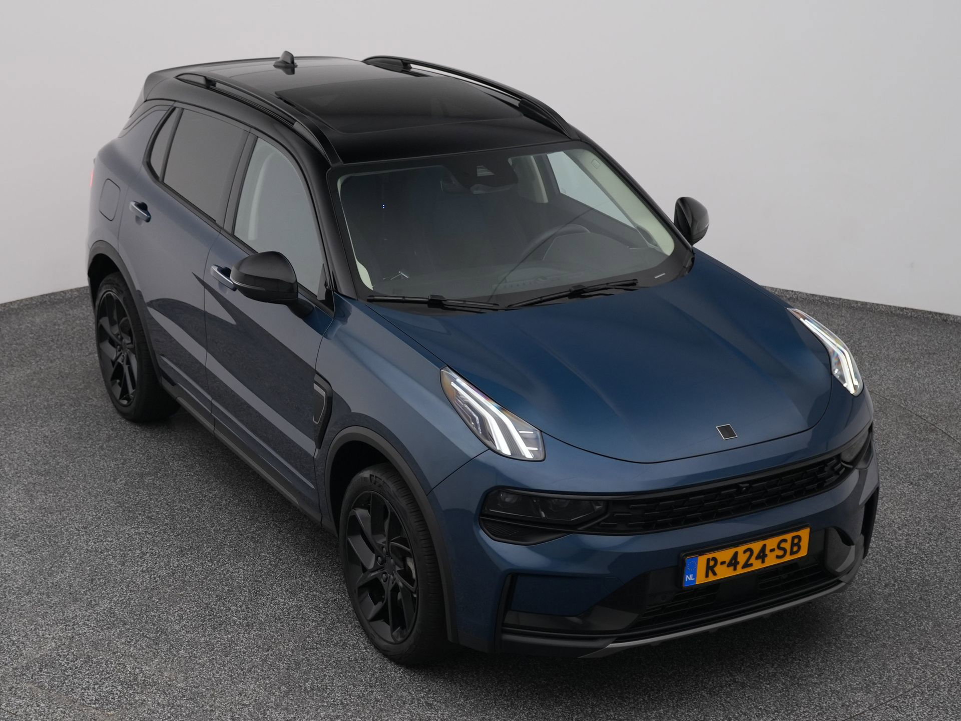 Auto afbeelding: 24