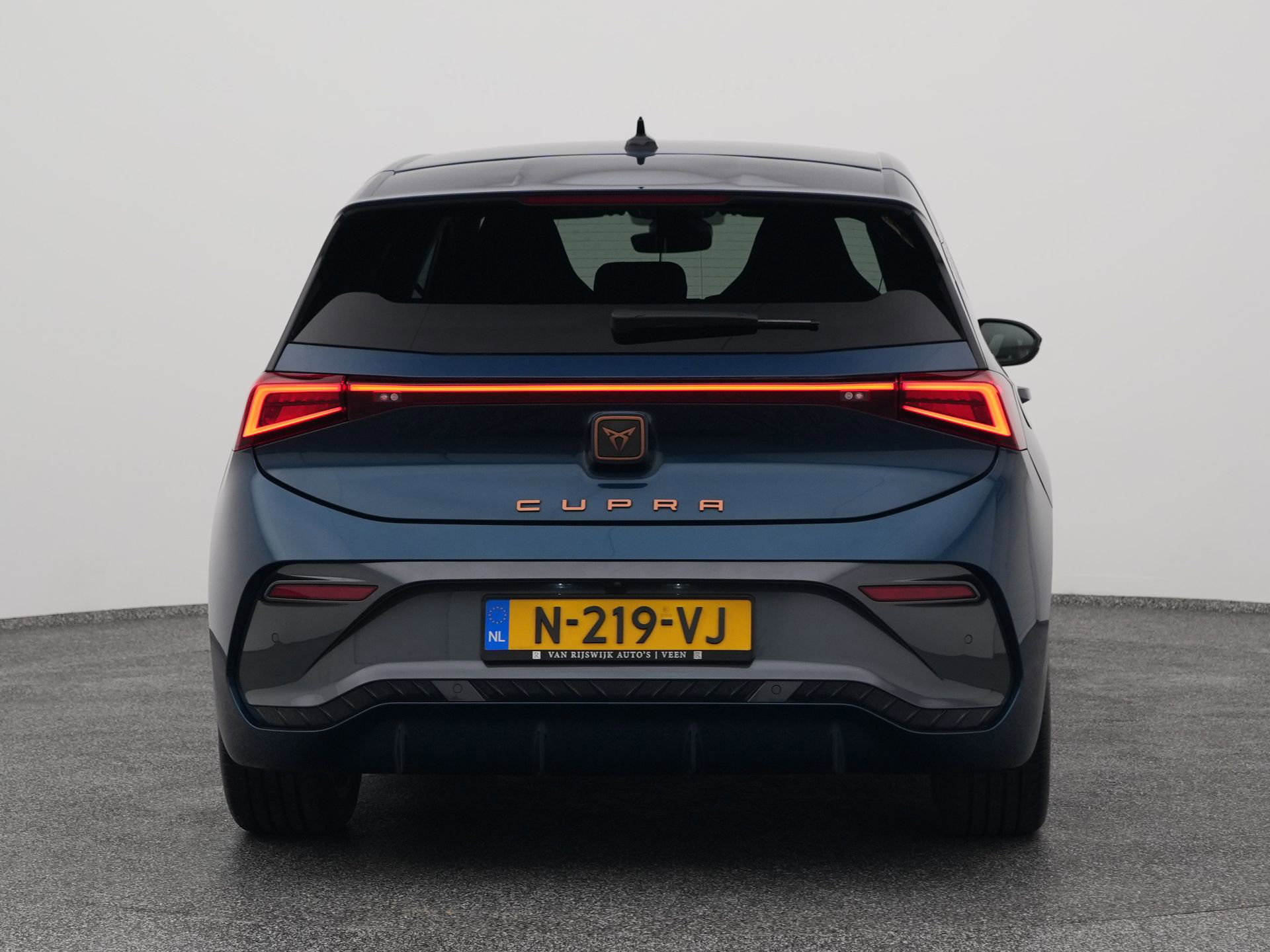 Auto afbeelding: 10