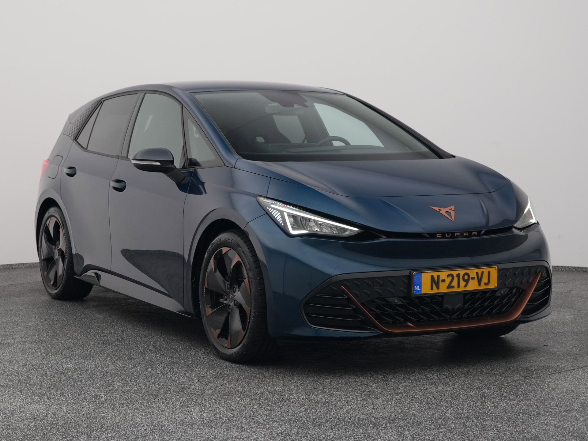 Auto afbeelding: 2