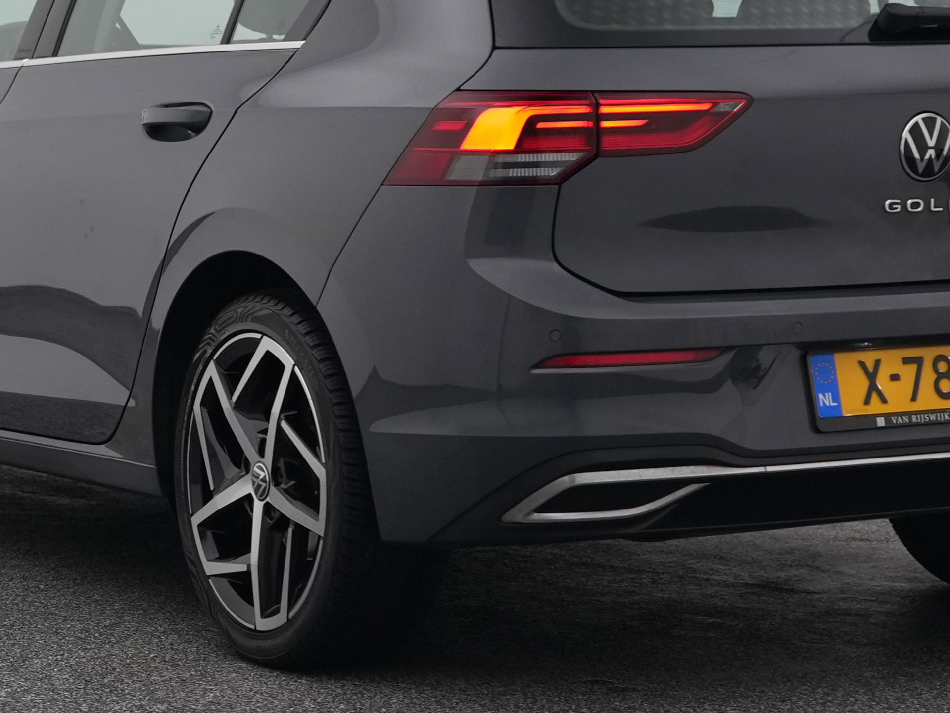 Auto afbeelding: 18