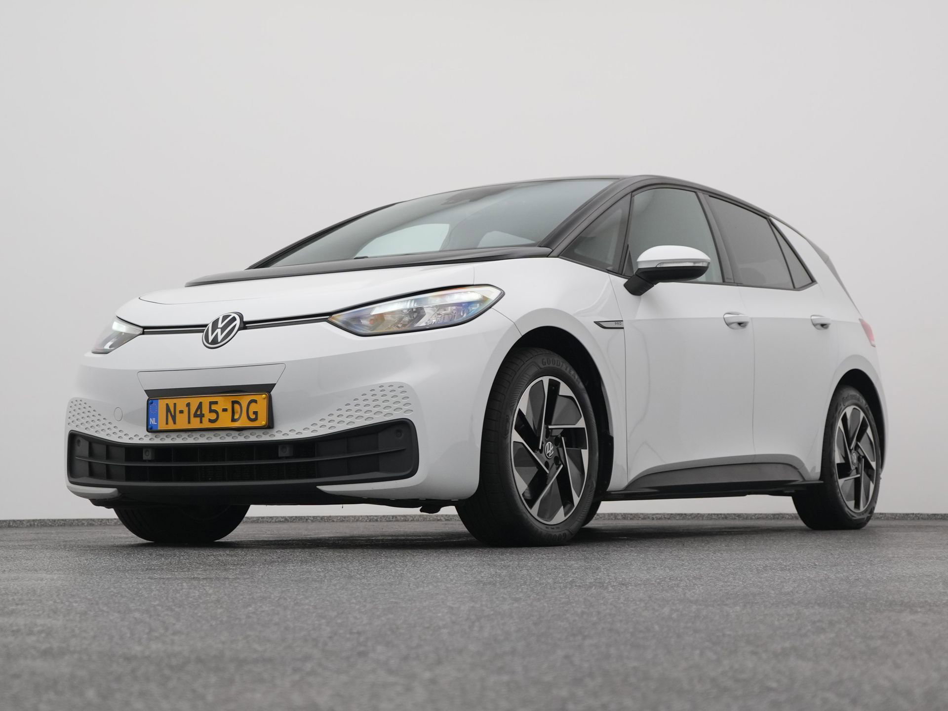 Auto afbeelding: 16