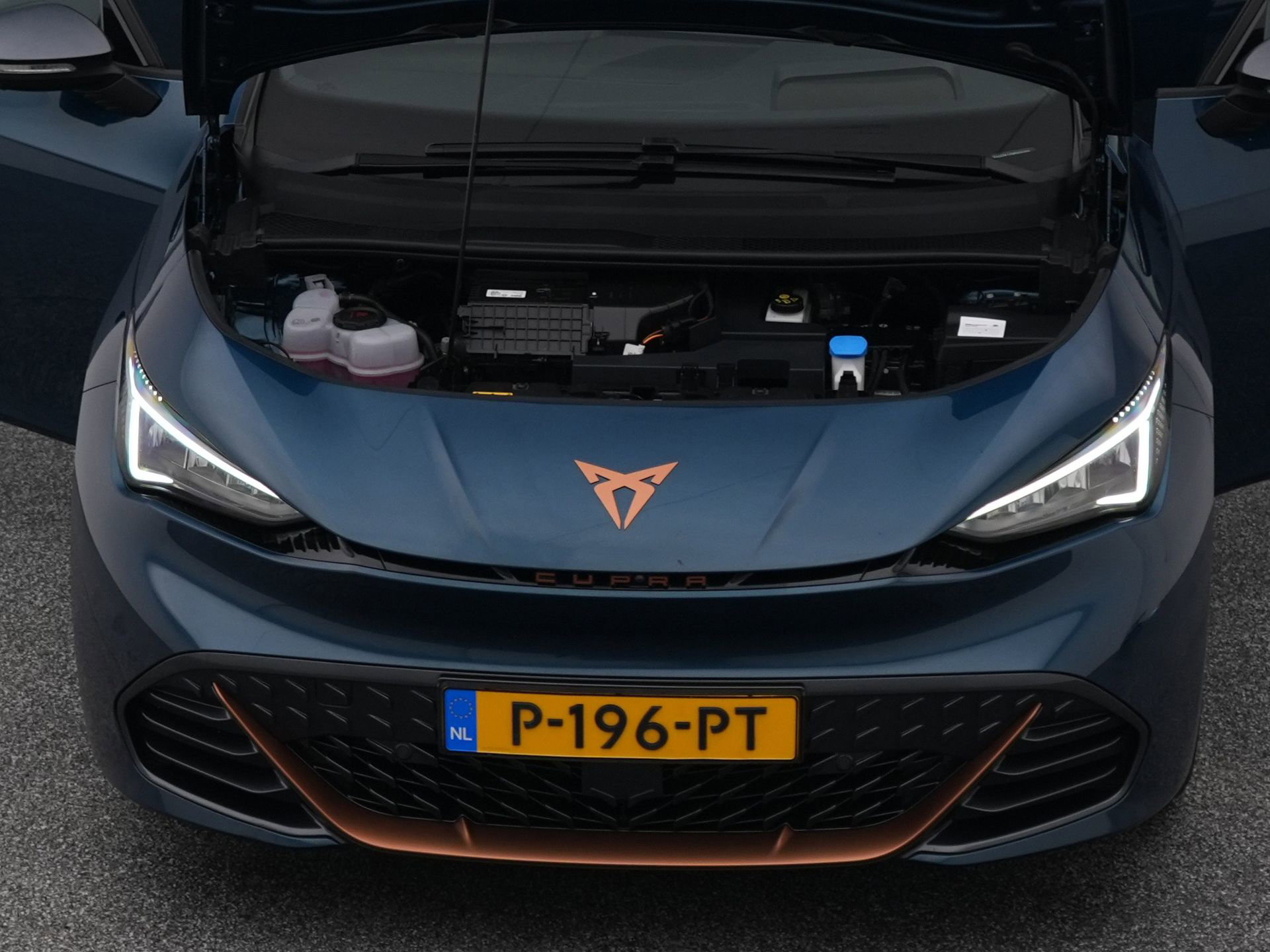 Auto afbeelding: 32