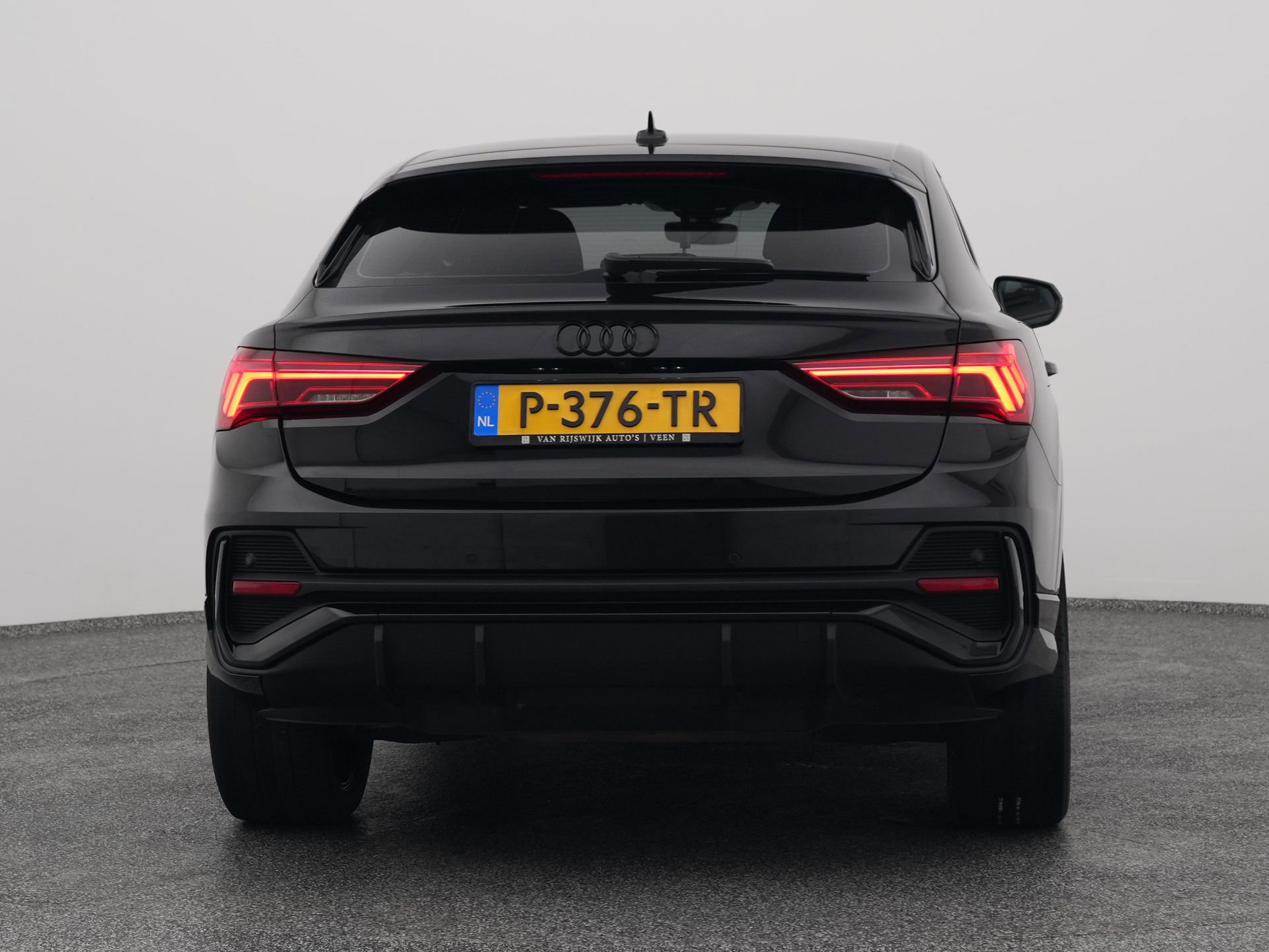 Auto afbeelding: 10