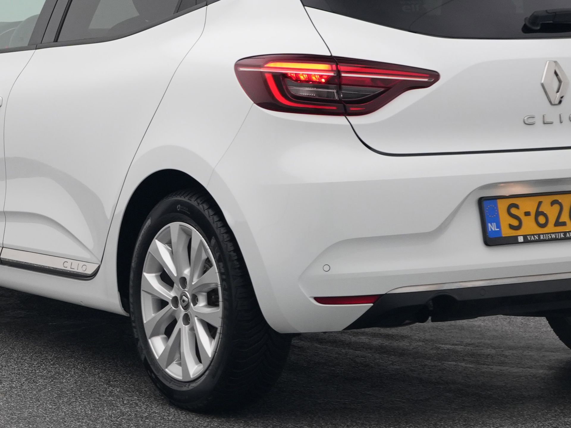 Auto afbeelding: 18