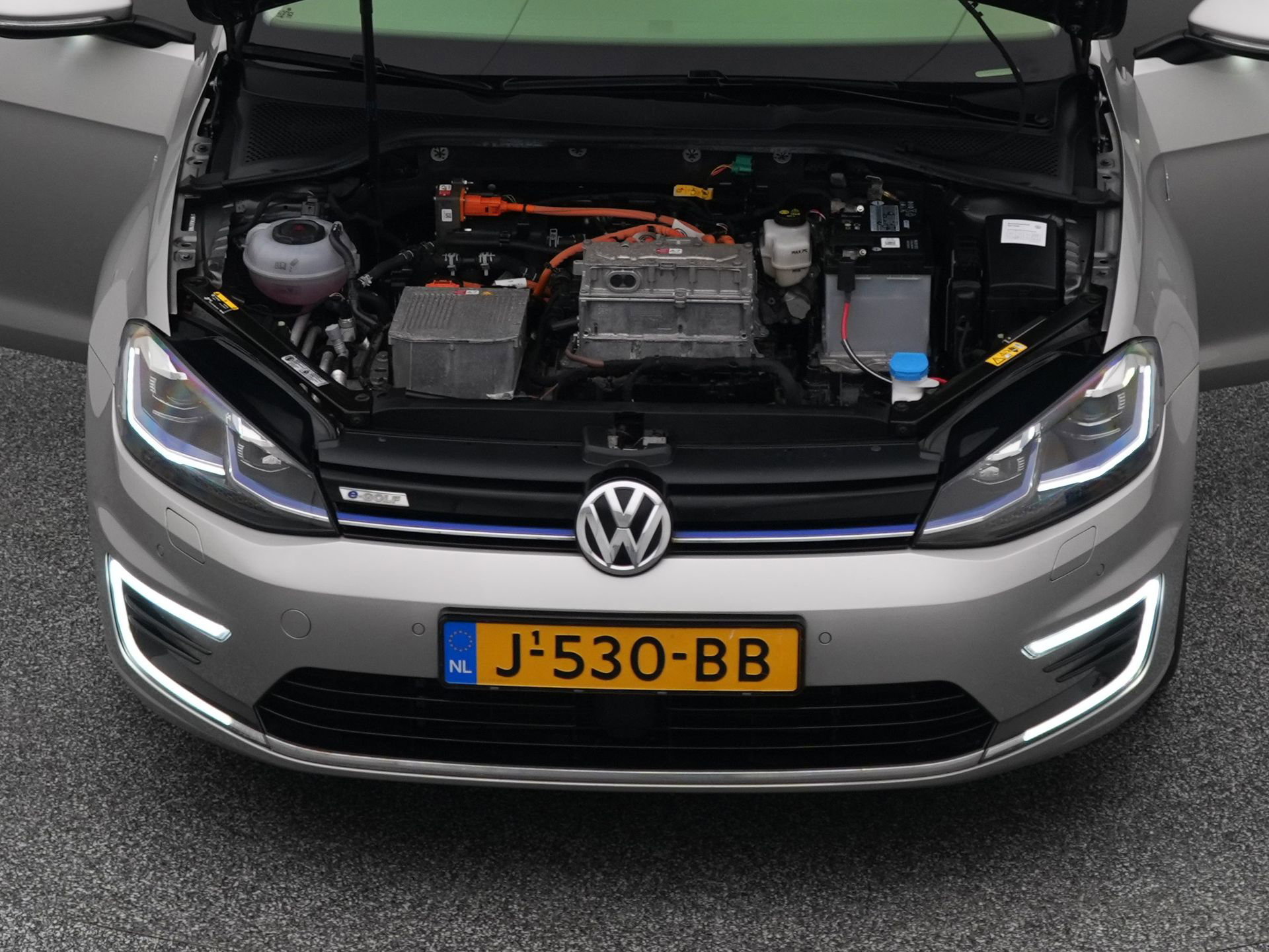 Auto afbeelding: 32