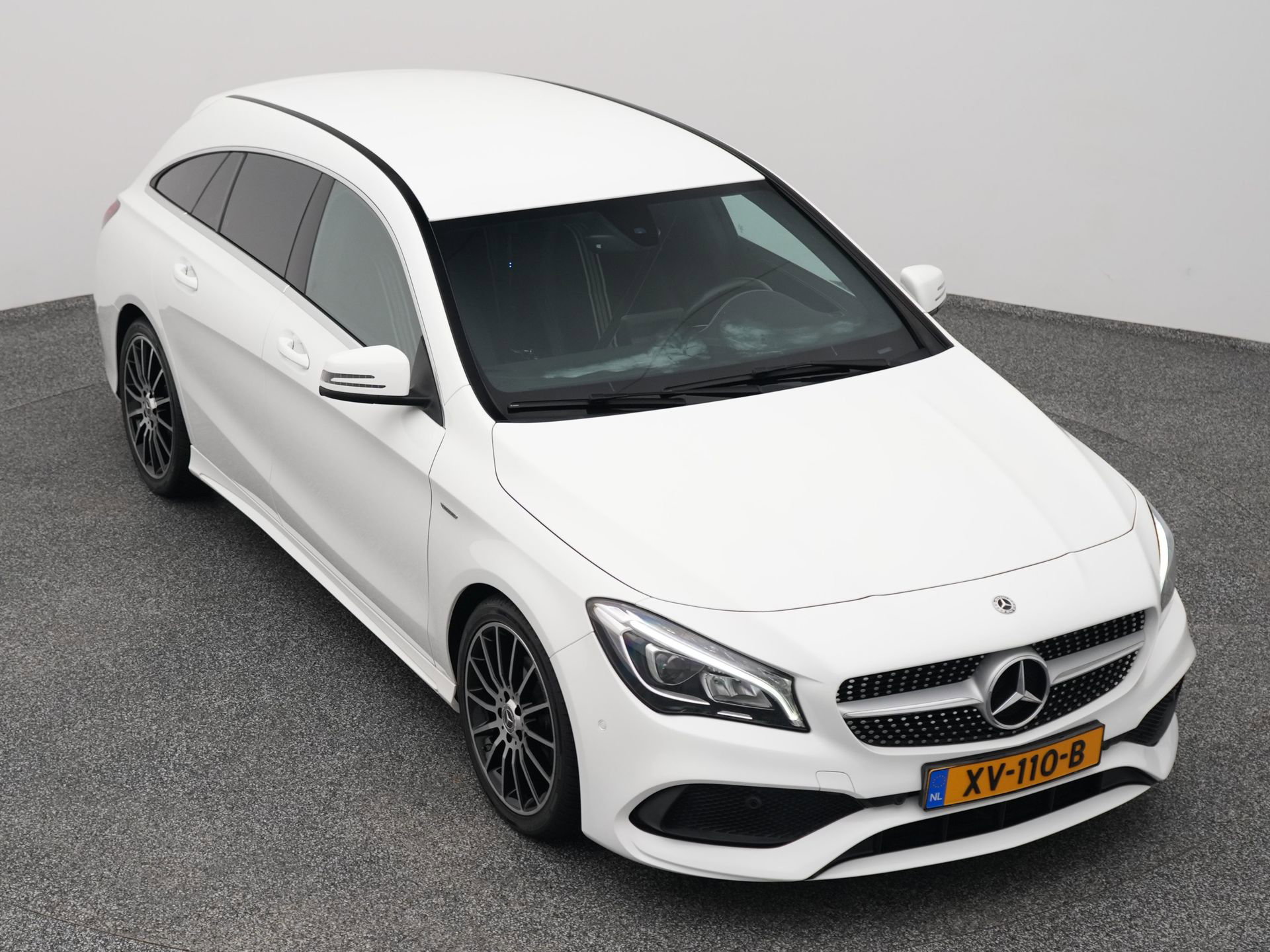 Auto afbeelding: 24
