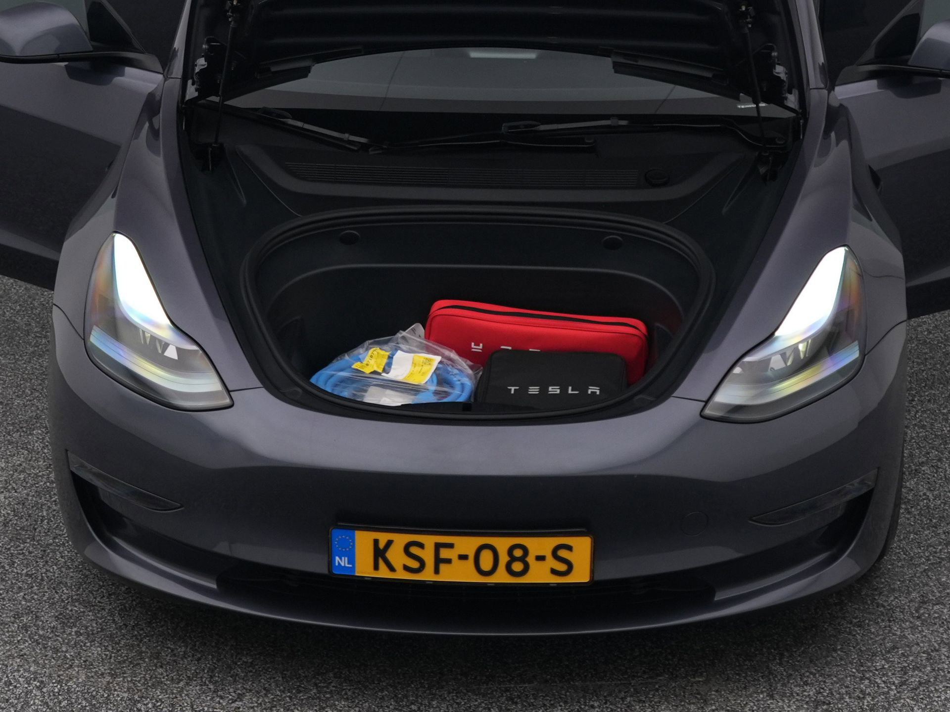 Auto afbeelding: 32