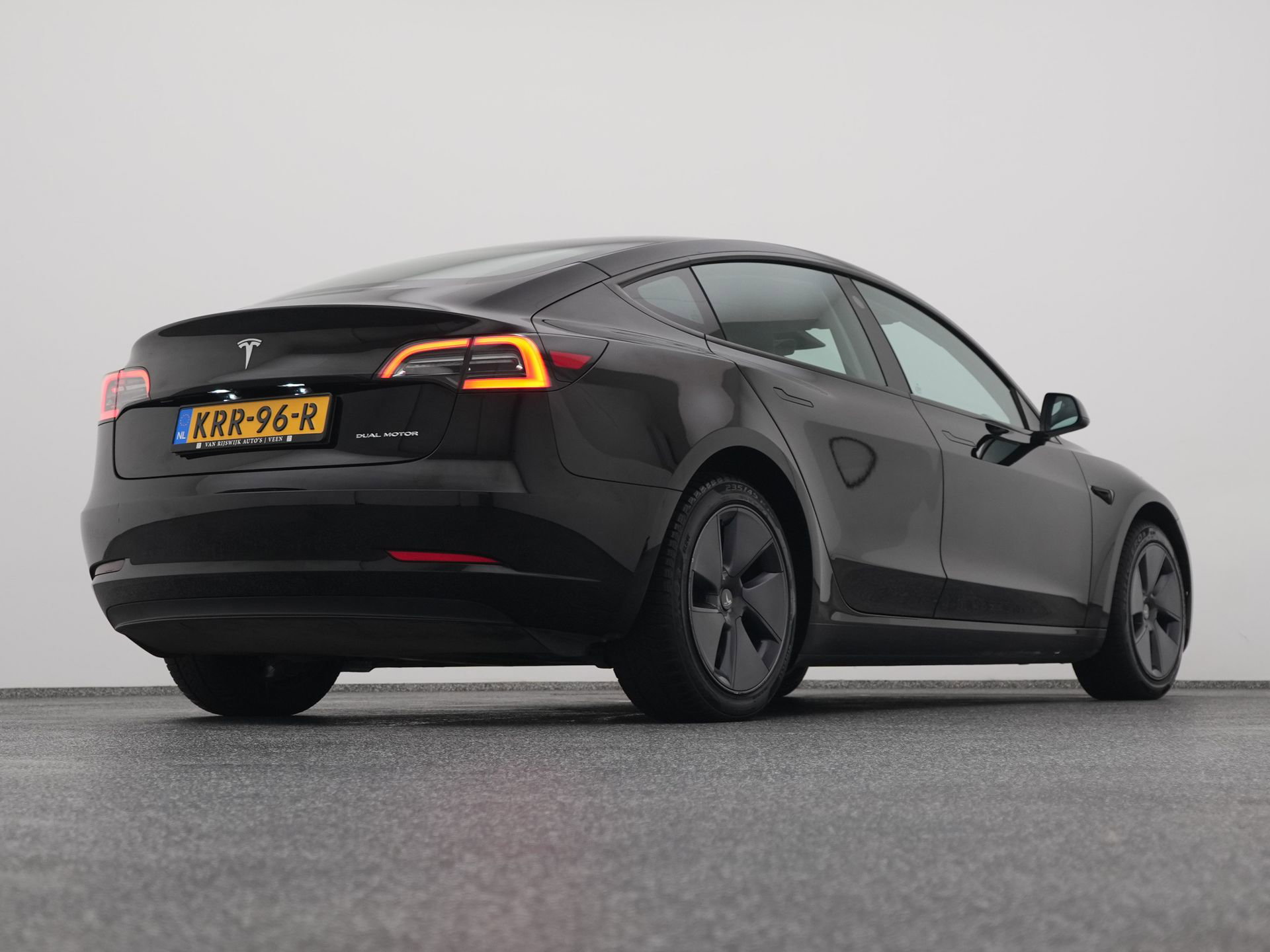 Auto afbeelding: 16