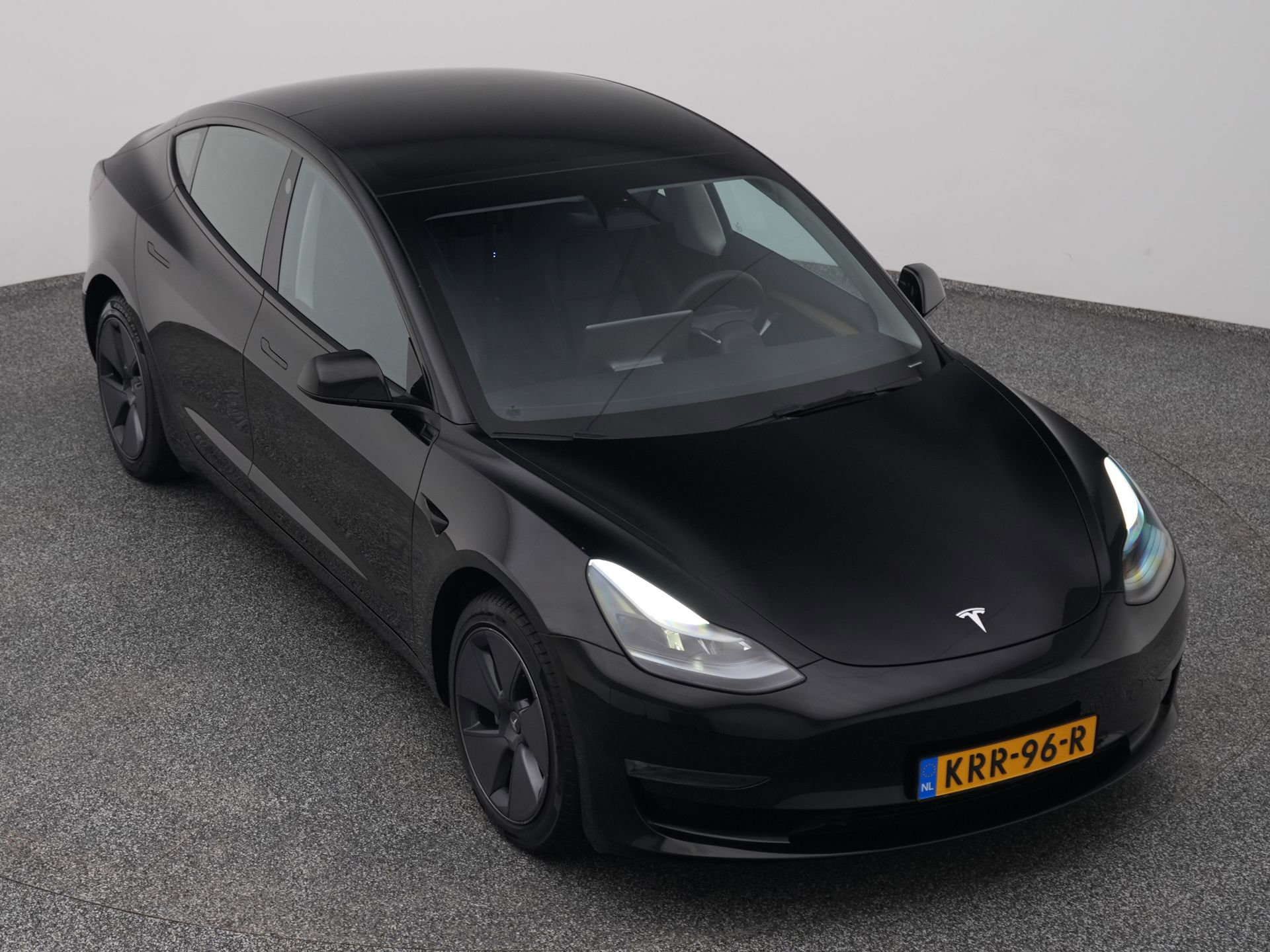 Auto afbeelding: 24