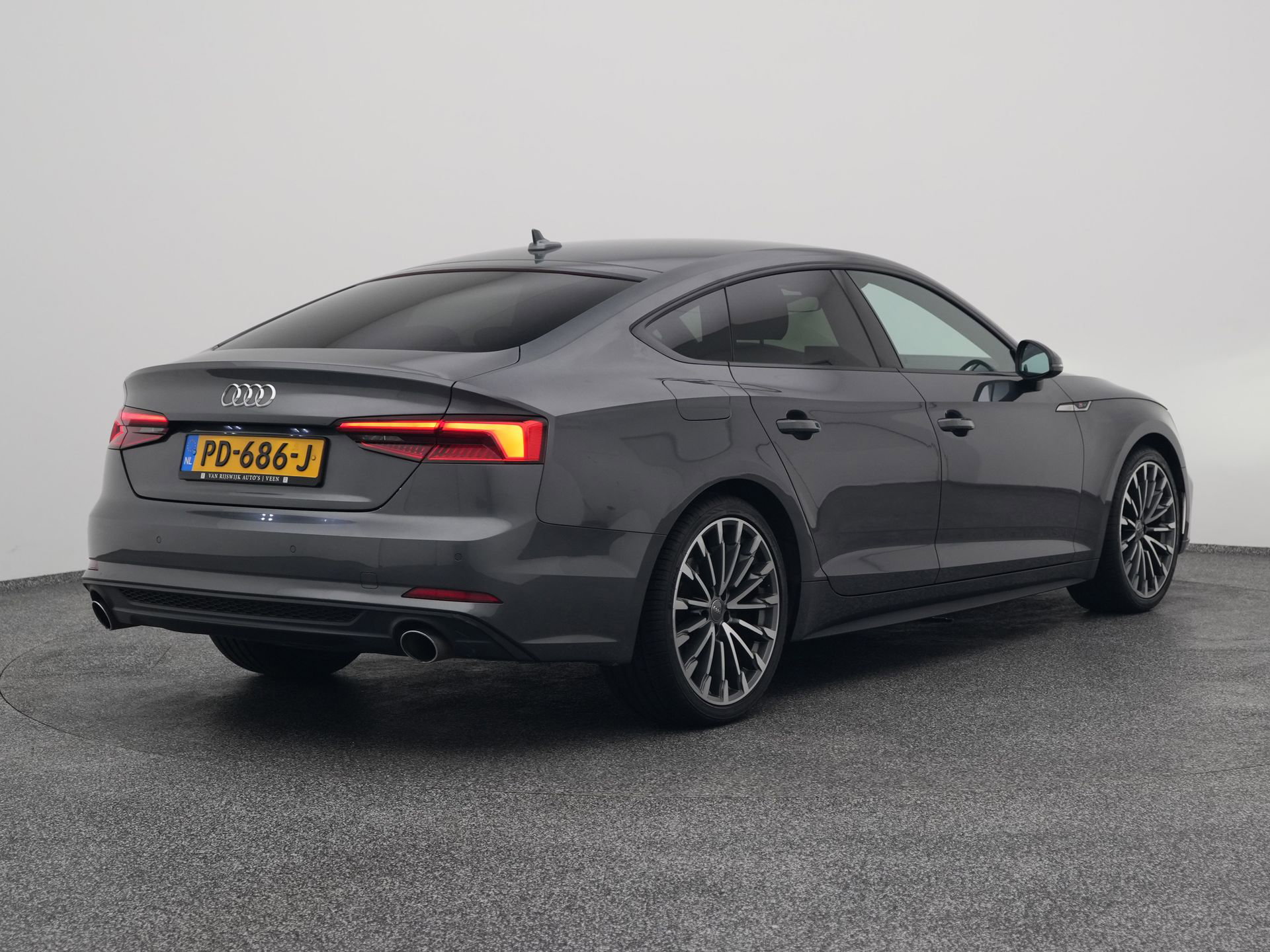 Auto afbeelding: 6
