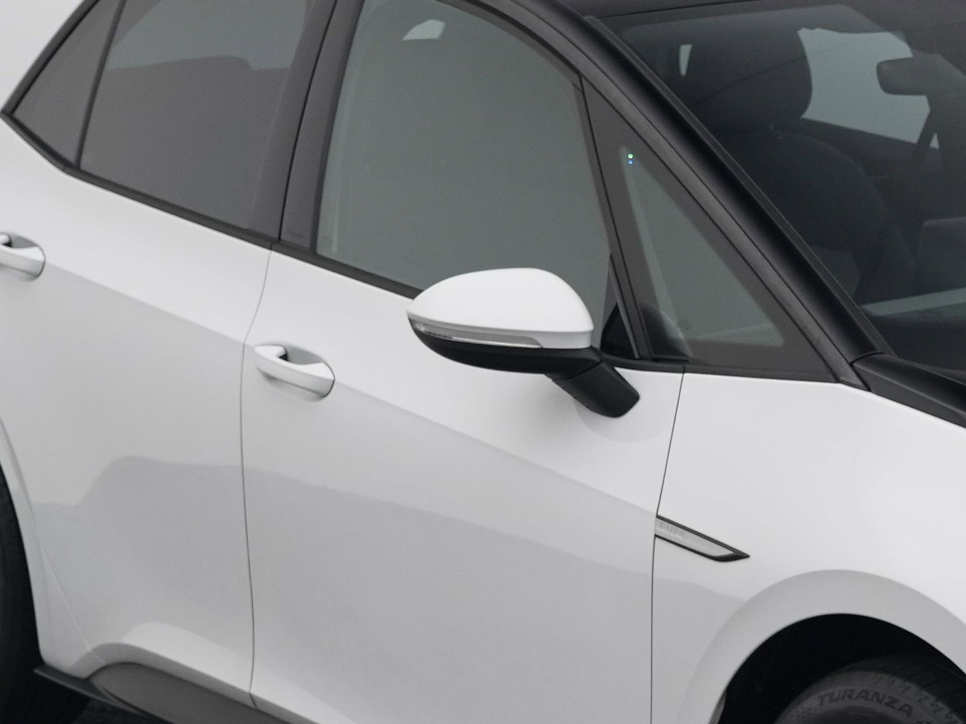 Auto afbeelding: 24
